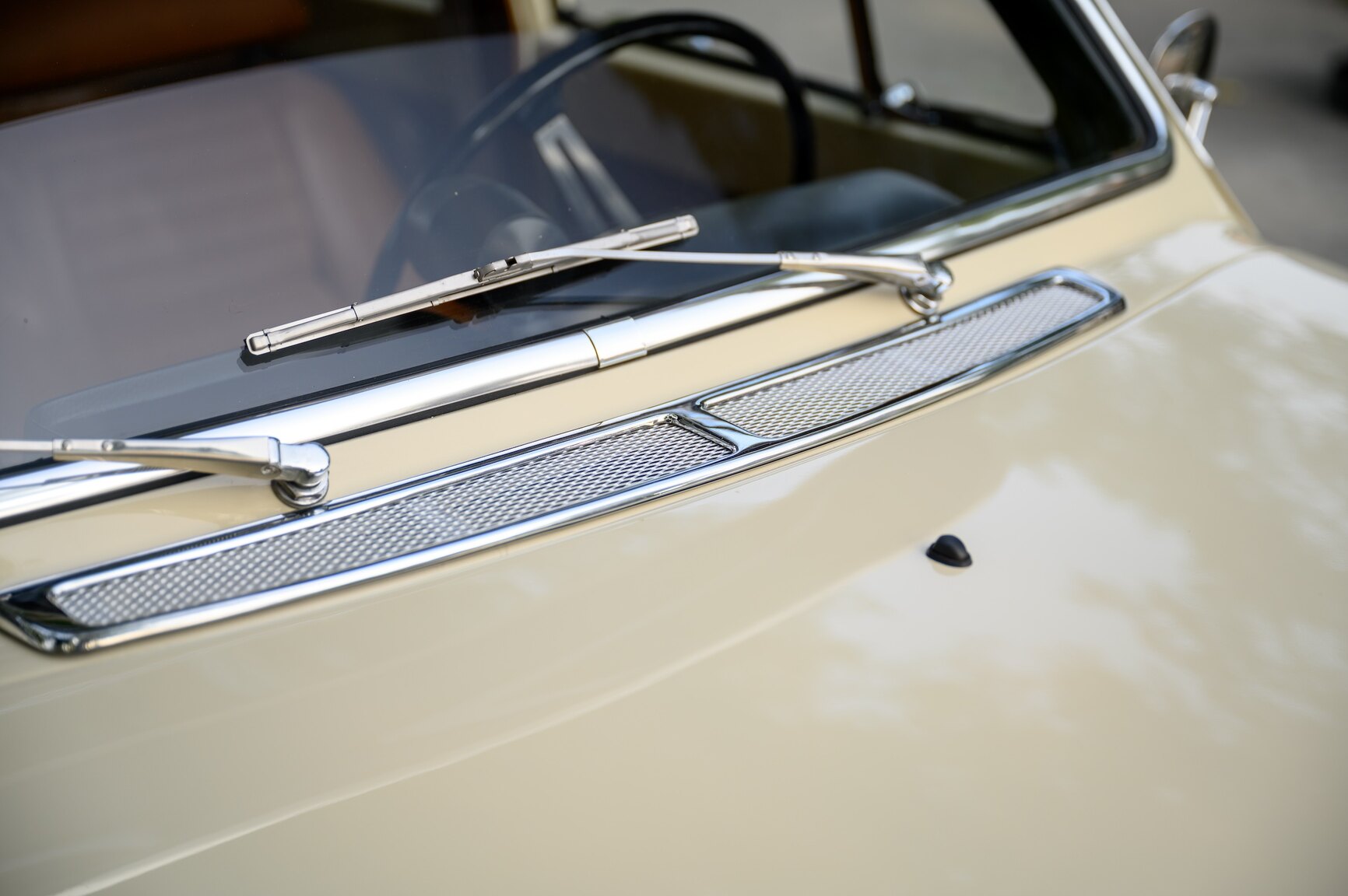 Exterior image of 1968 Amazon Herrgårdsvagn