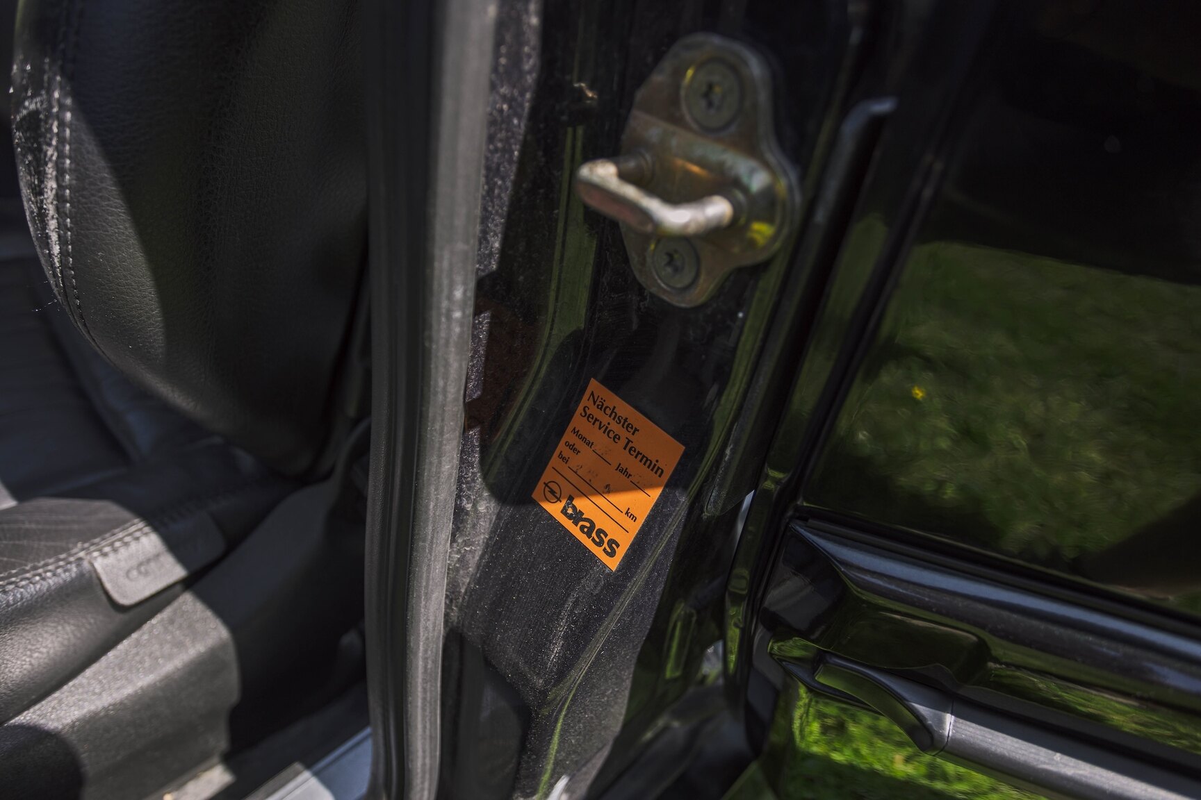 Interior image of 1991 Lotus Omega
