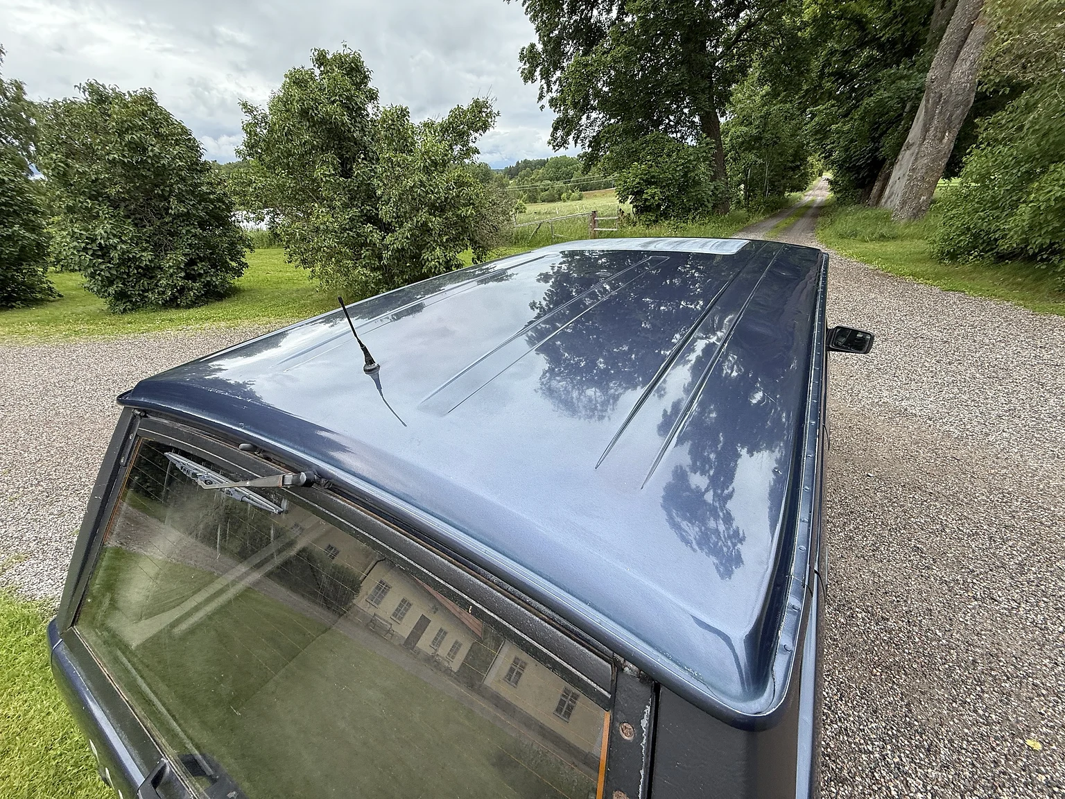 Exterior image of 1990 Range Rover Vogue SE 3.9 (67)