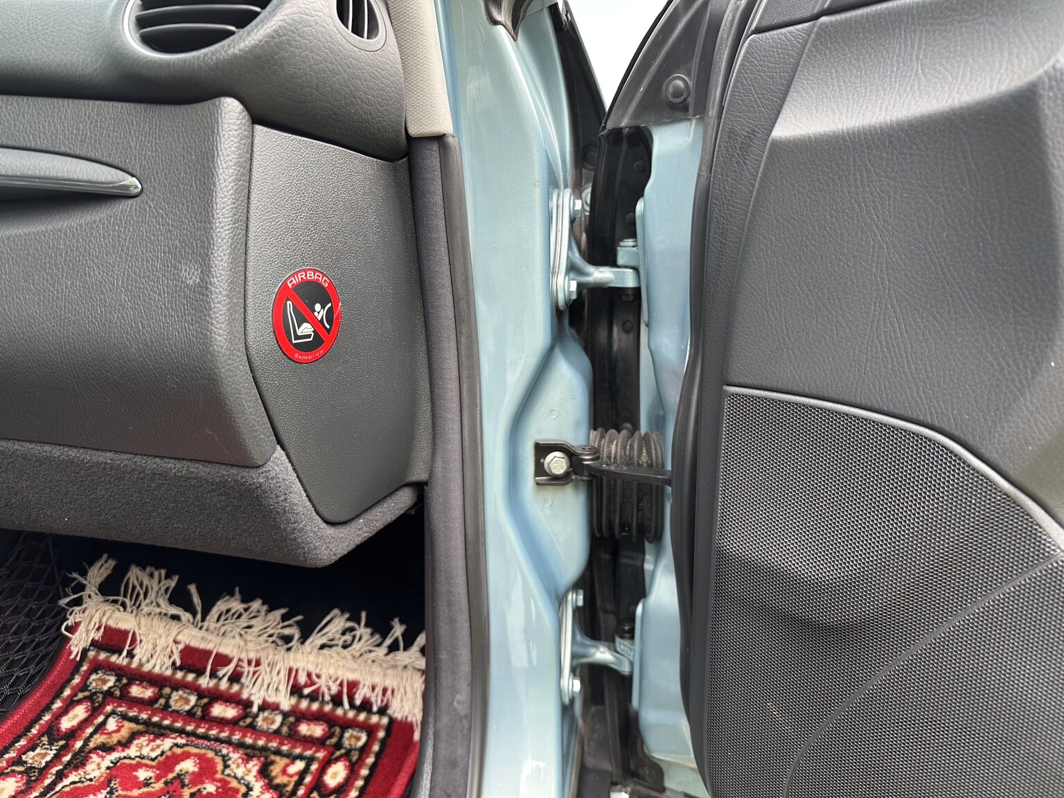 Innenraumfoto von 2003 Mercedes CLK 500