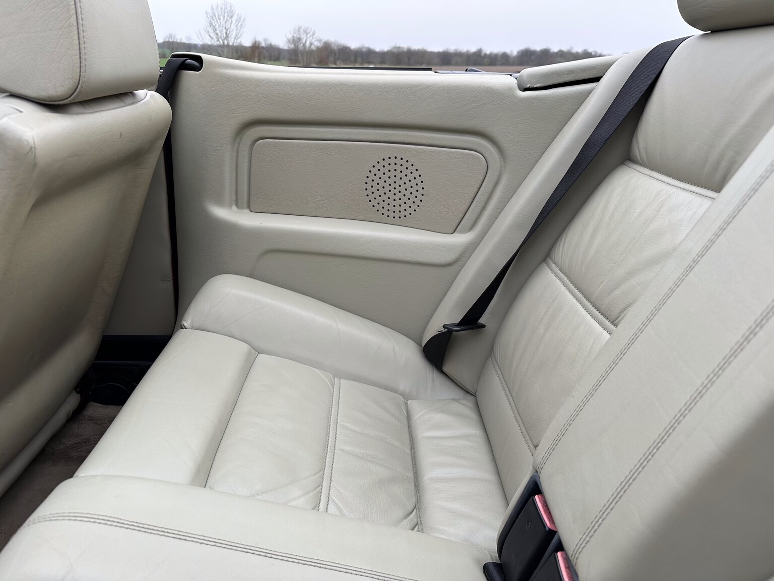 Interiörbild 1987 BMW 325i Convertible (15)