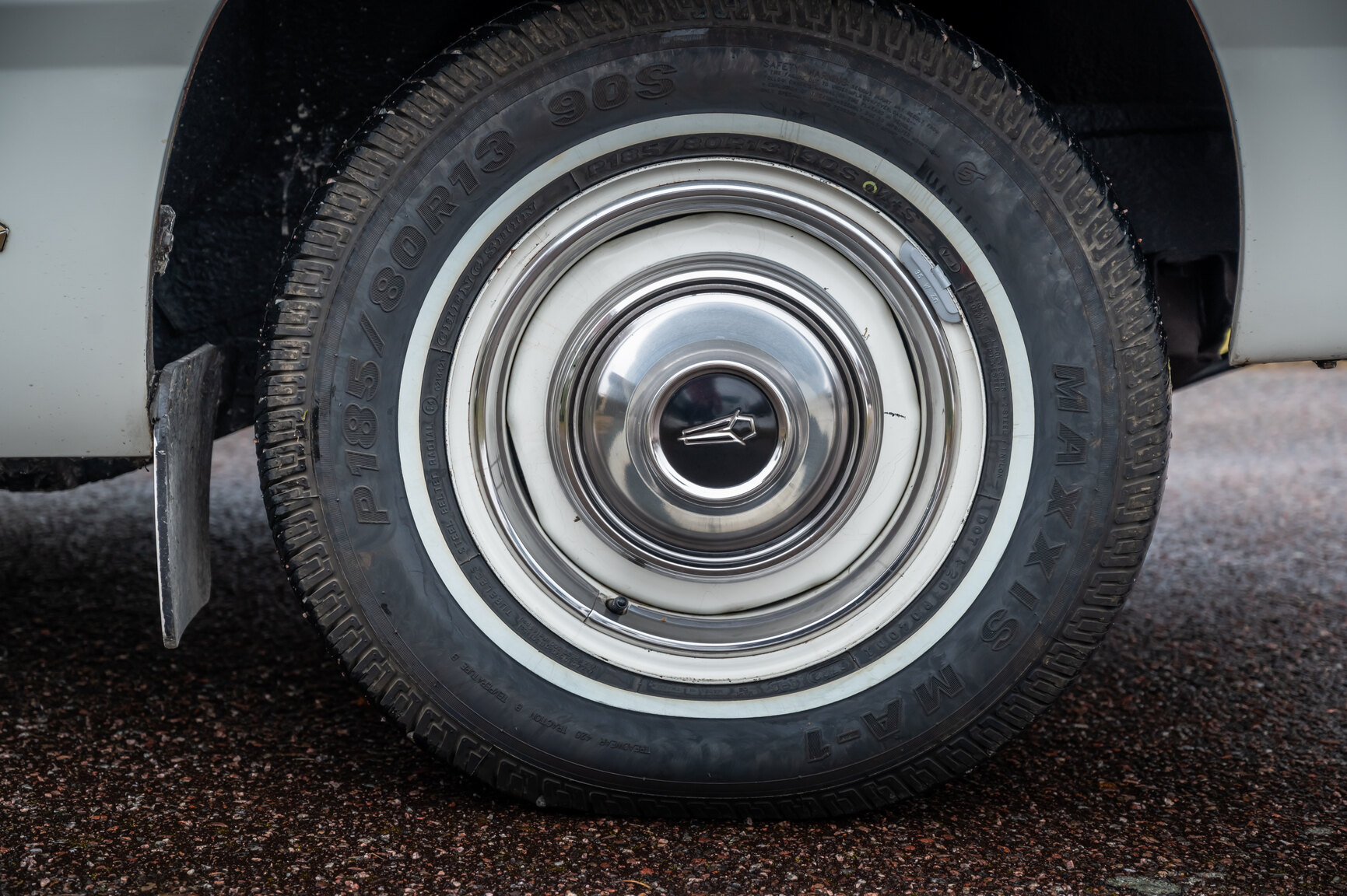 Exteriörbild på 1967 Plymouth Valiant V 100 Sedan