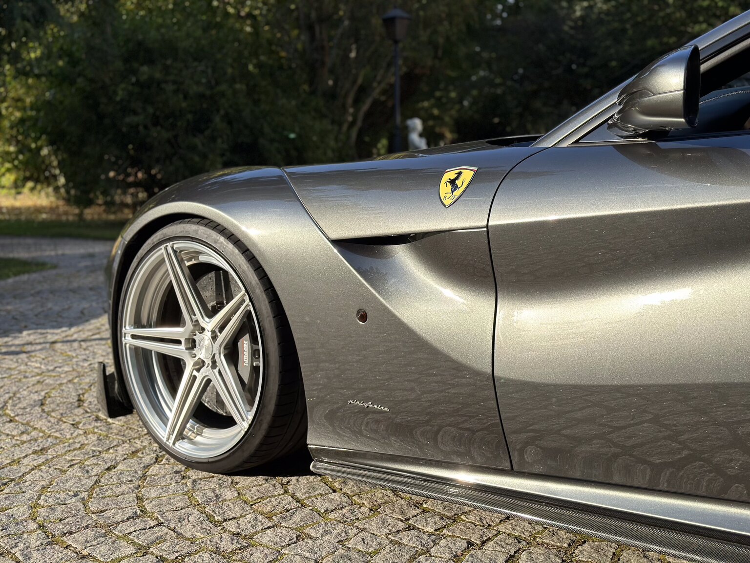 Exterior image of 2013 Ferrari F12 Berlinetta