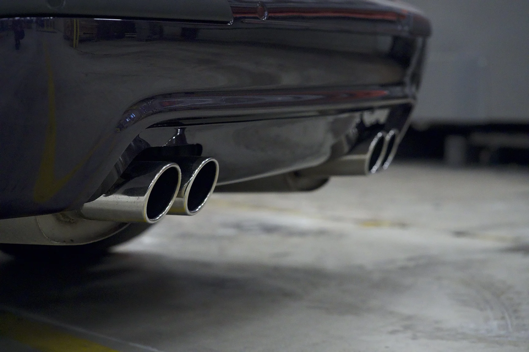 Exteriörbild på 2002 BMW M5 E39 (47)