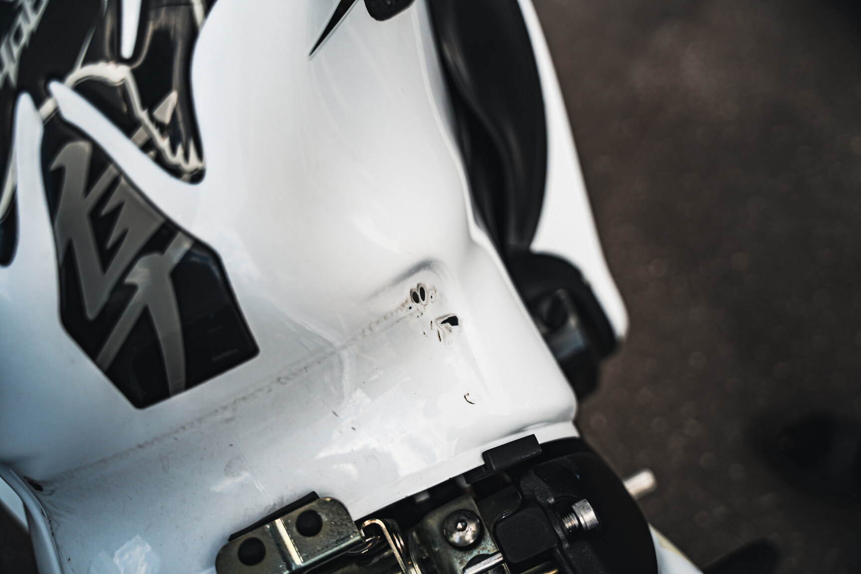 Exteriörbild på 2013 Suzuki GSX1300R Hayabusa