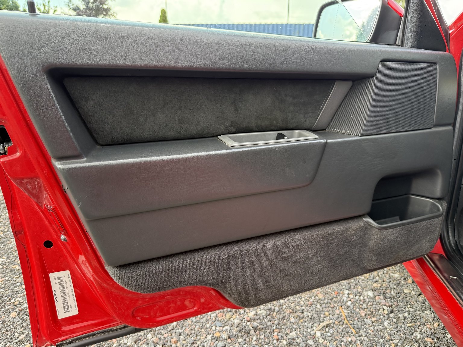 Interior image of 1996 Volvo 850 R "T-Röd"