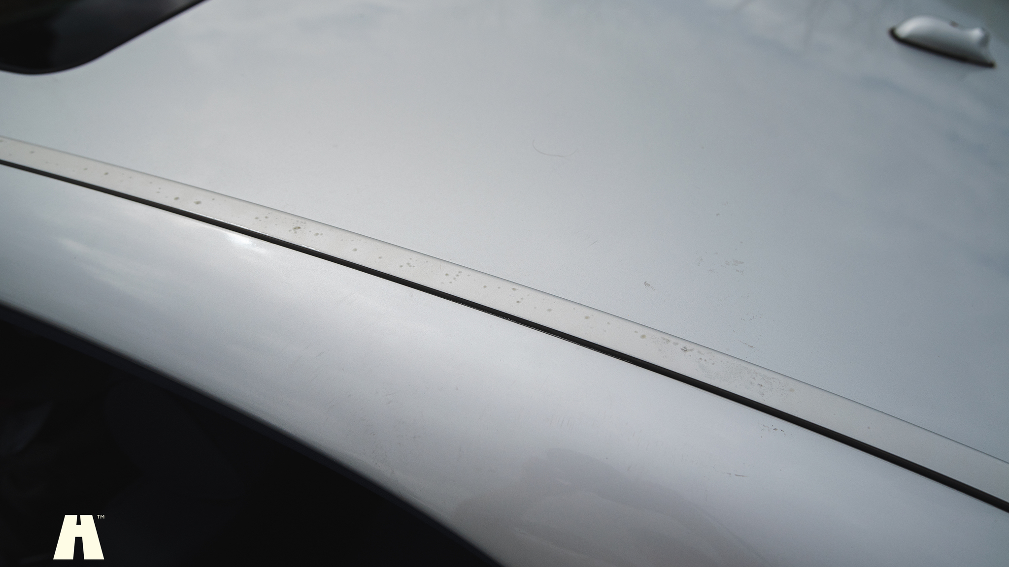 Exterior image of 2000 Mercedes E430