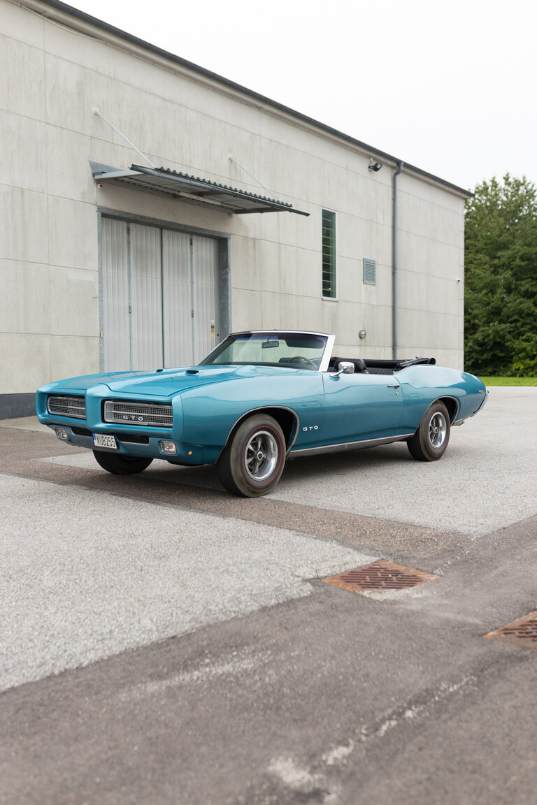 Exterior image of 1969 Pontiac GTO