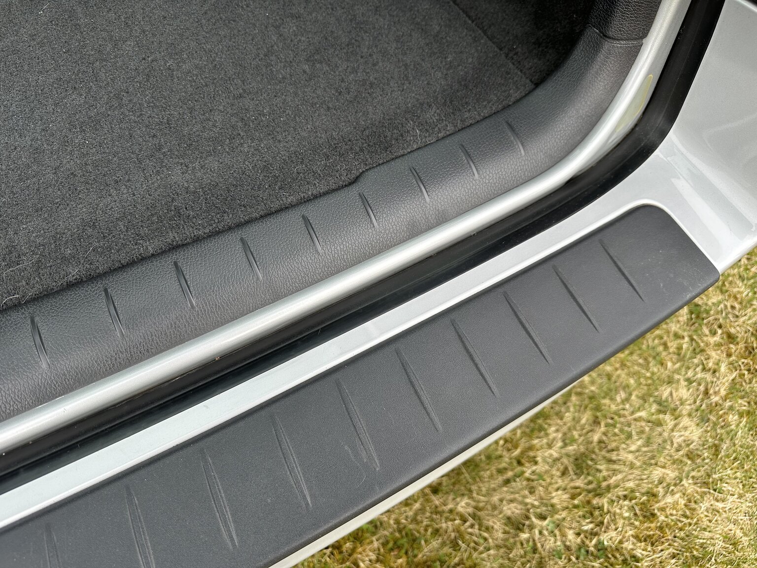 Interior image of 2008 Volvo V70 Classic
