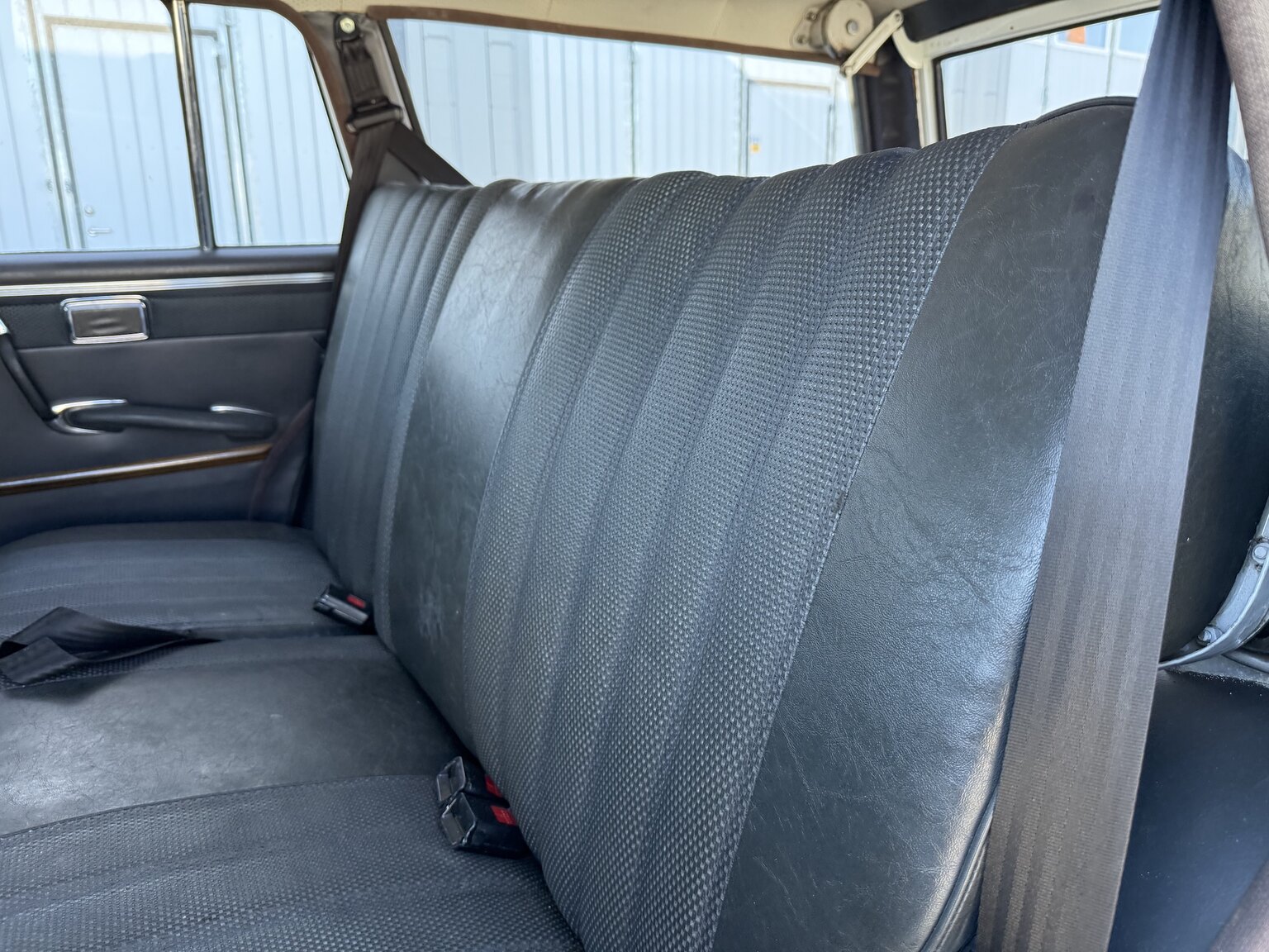 Interior image of 1967 Mercedes-Benz 230 Safari