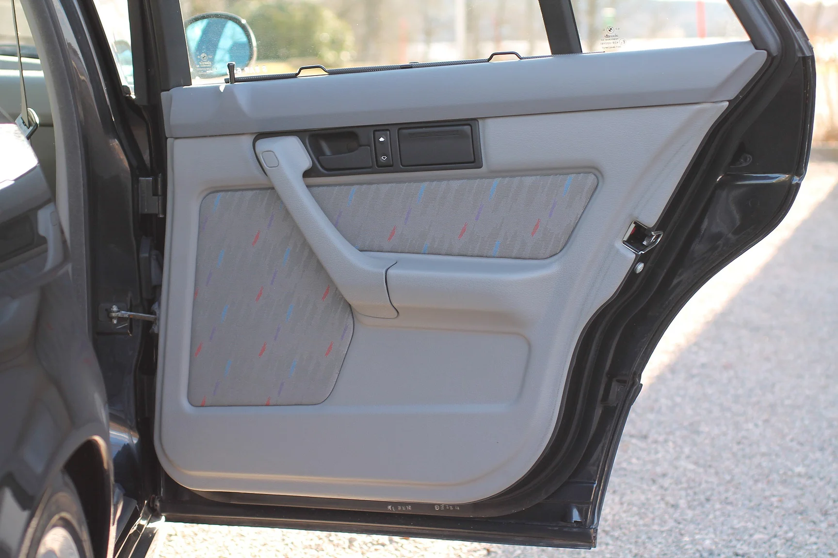 Innenraumfoto von 1993 BMW E34 M5 Touring  (19)