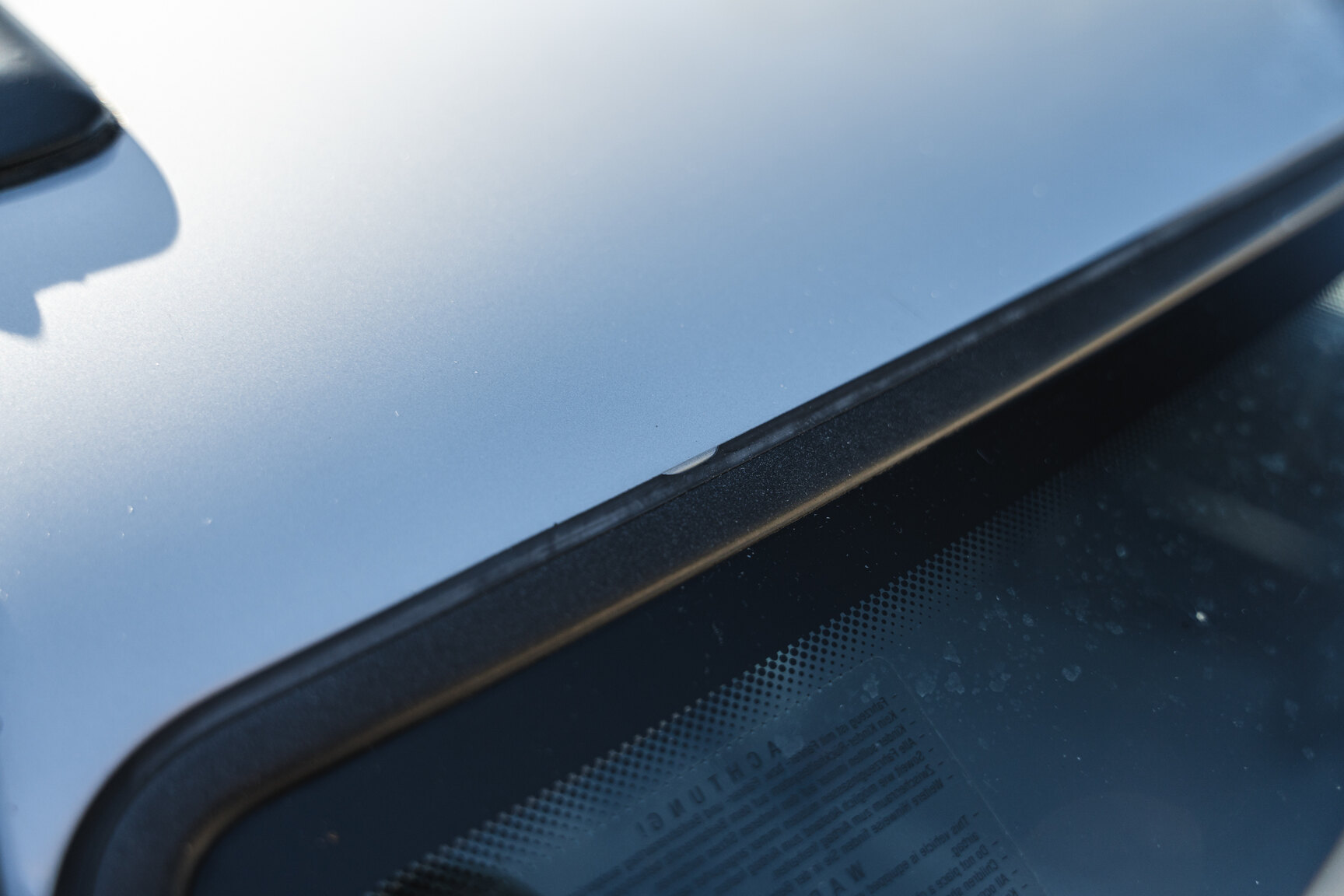 Exterior image of 1994 BMW 520i E34