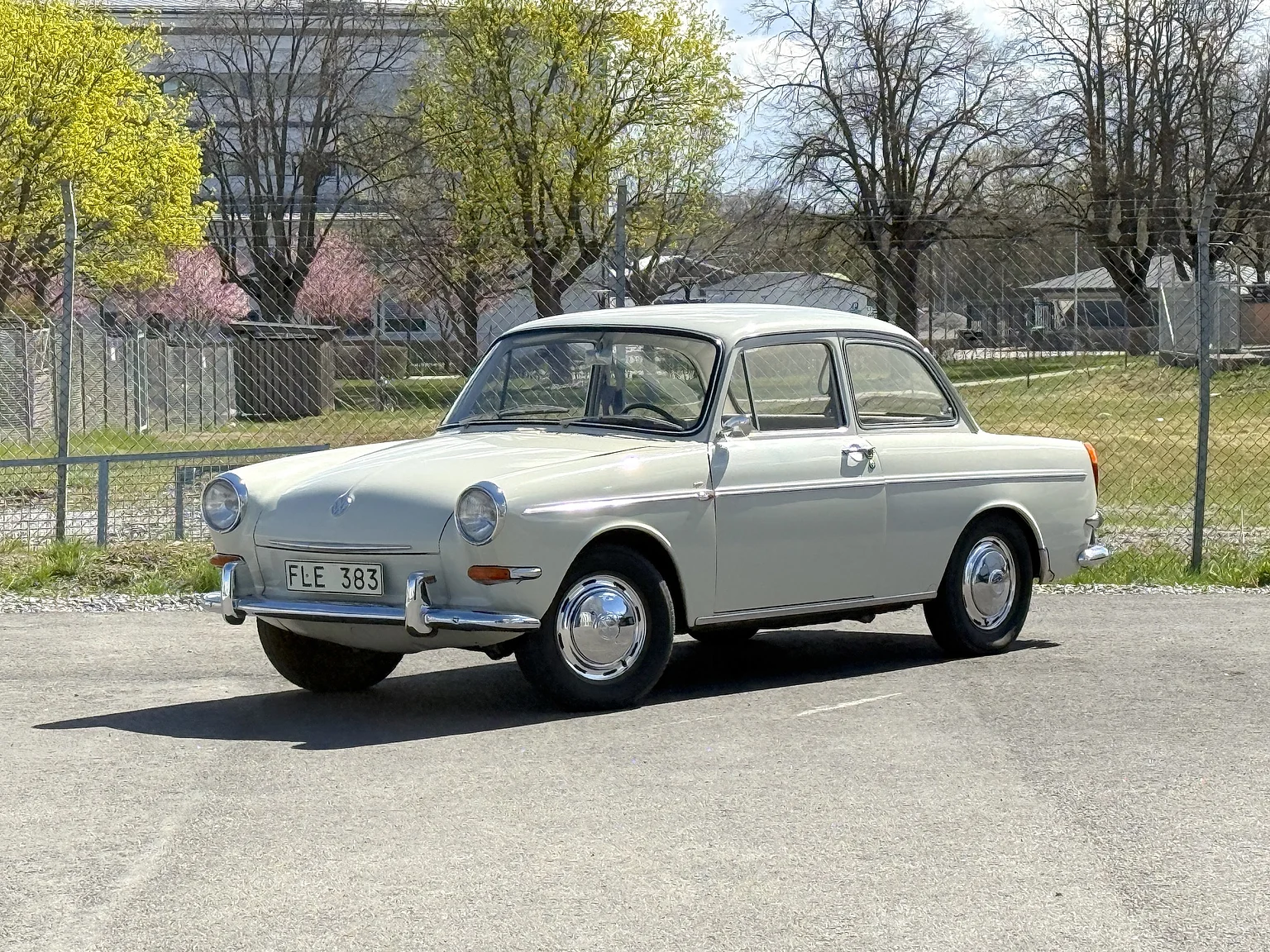 Aussenfoto 1965 Volkswagen 1500 Limousine 311 Notchback (1)
