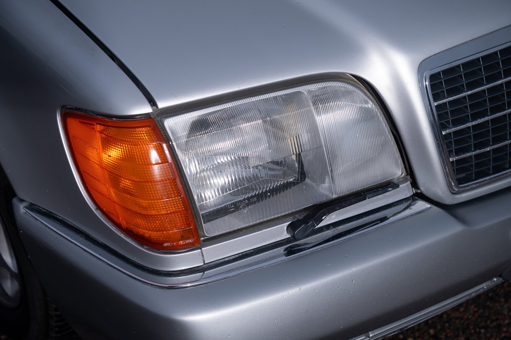 Exteriörbild på 1992 Mercedes-Benz 500 SE