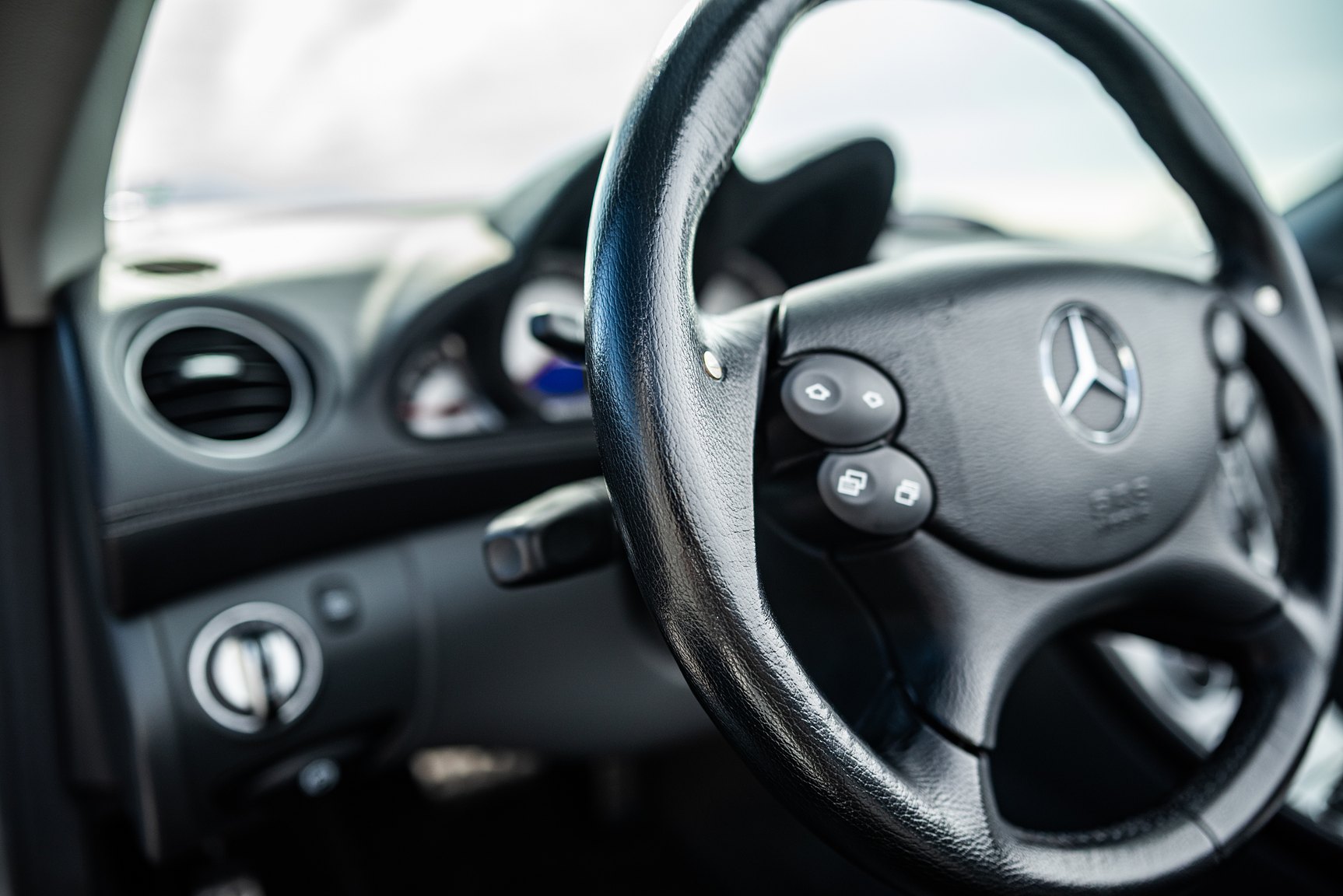 Interior image of 2002 Mercedes SL 55 AMG