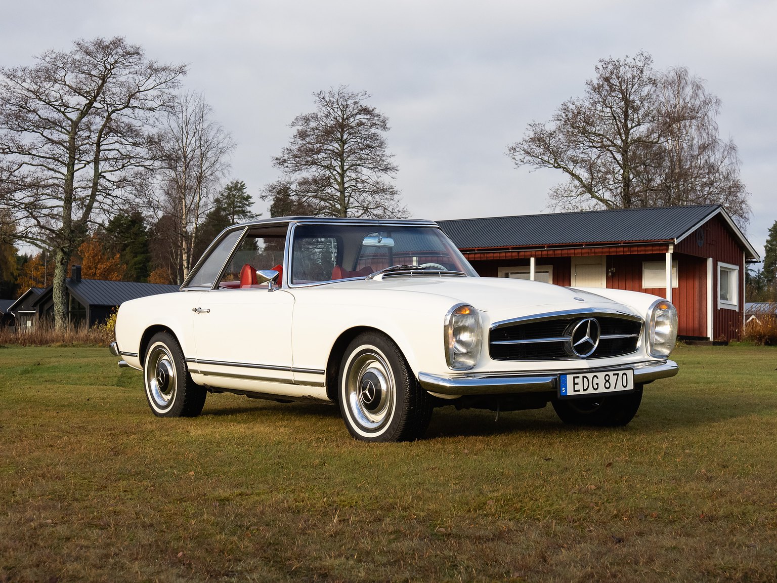 Aussenfoto 1966 Mercedes-Benz 230 SL "Pagoda"