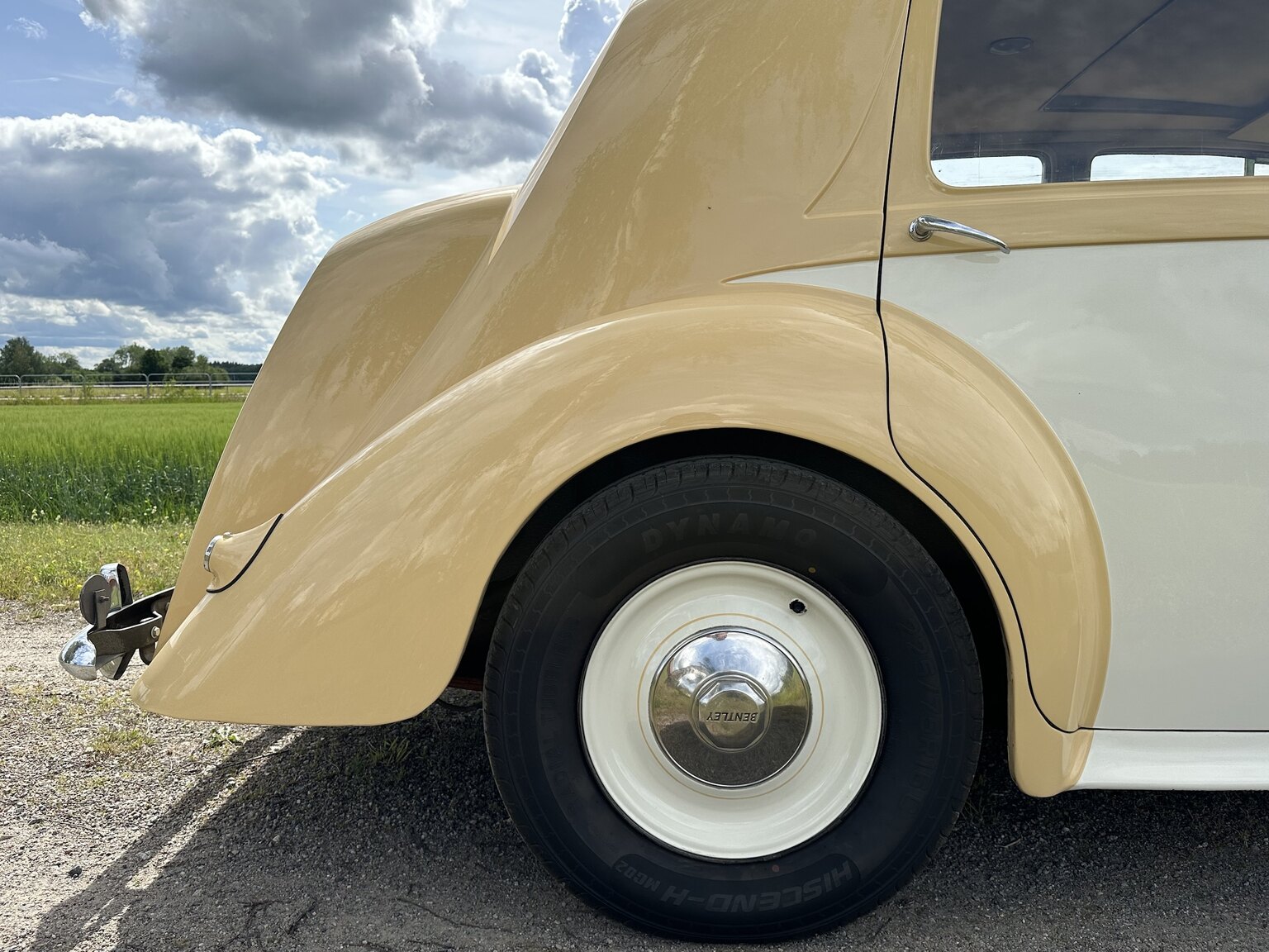 Aussenfoto 1947 Bentley Mark IV Sport Saloon