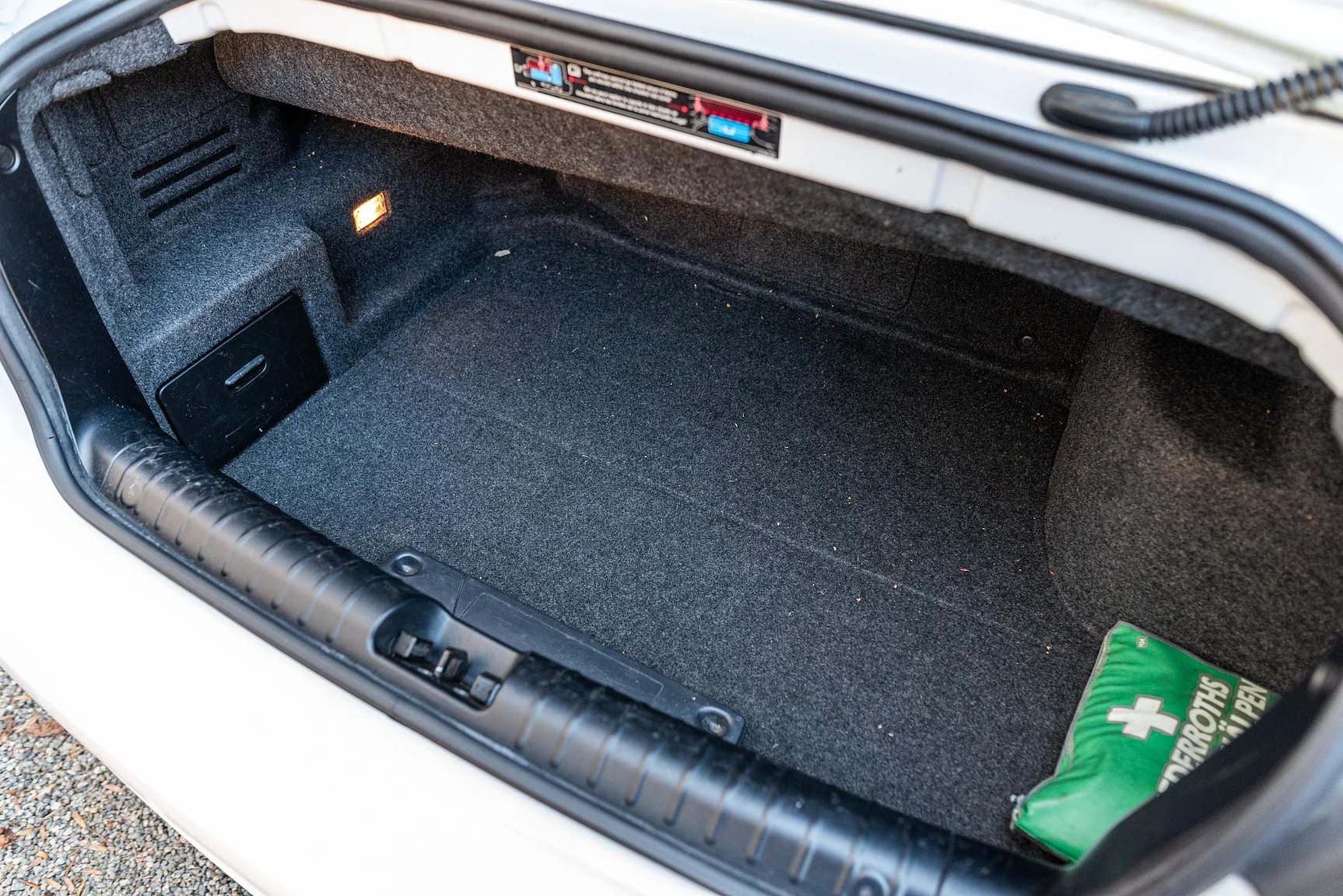 Interior image of 2008 SAAB 9-3 Vector 2.0T Cabriolet (68)