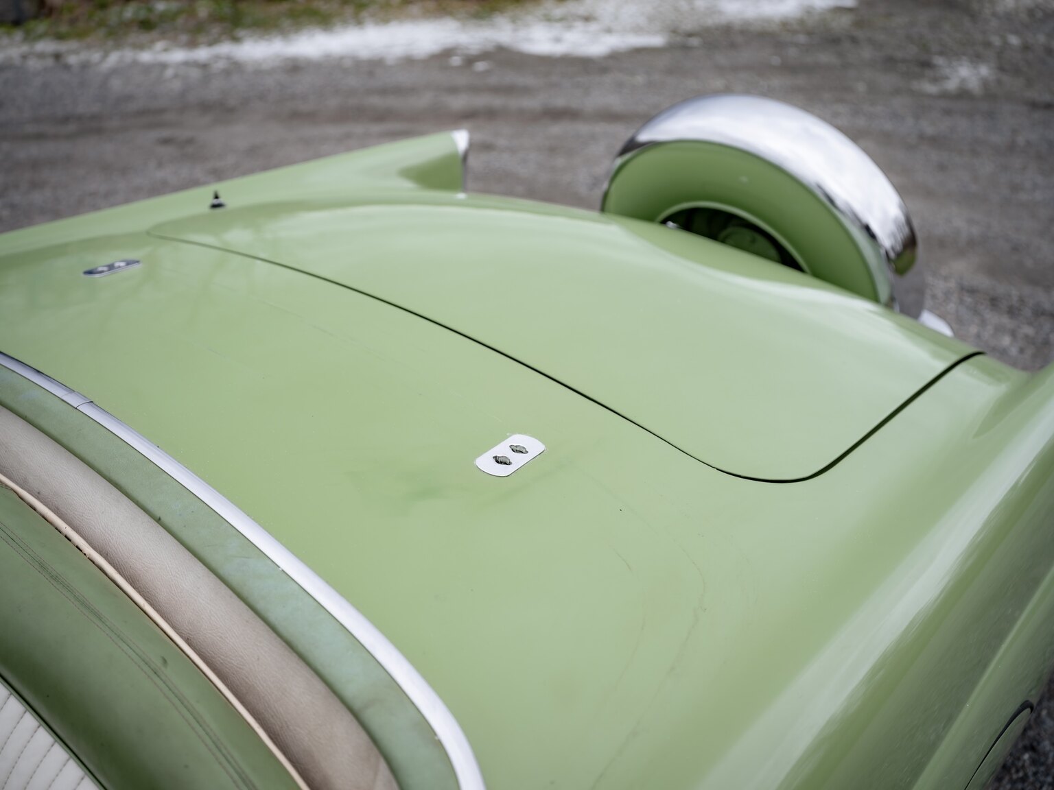 Exteriörbild på 1956 Ford Thunderbird (64)