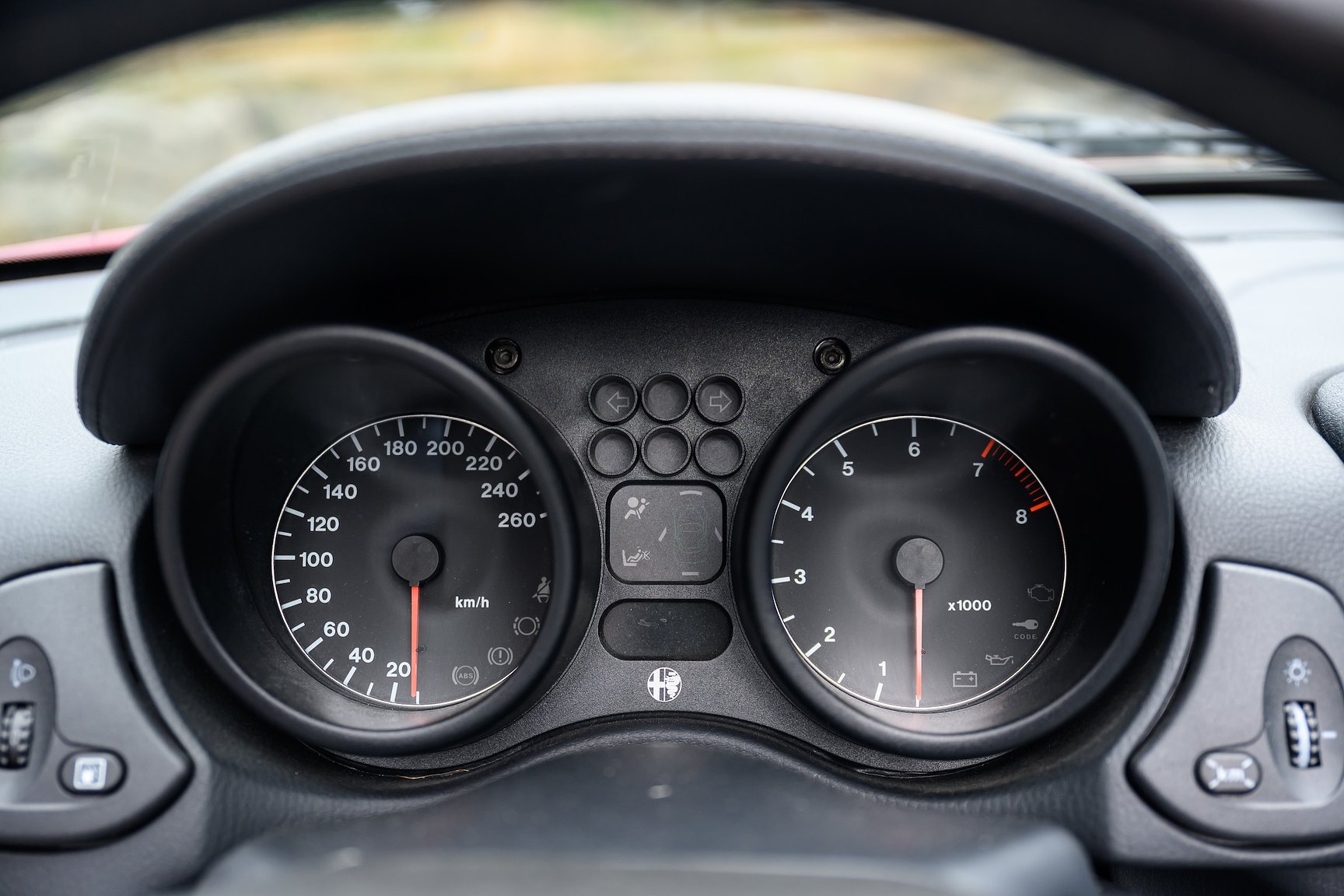 Innenraumfoto von 2001 Alfa Romeo Spider 3.0 V6