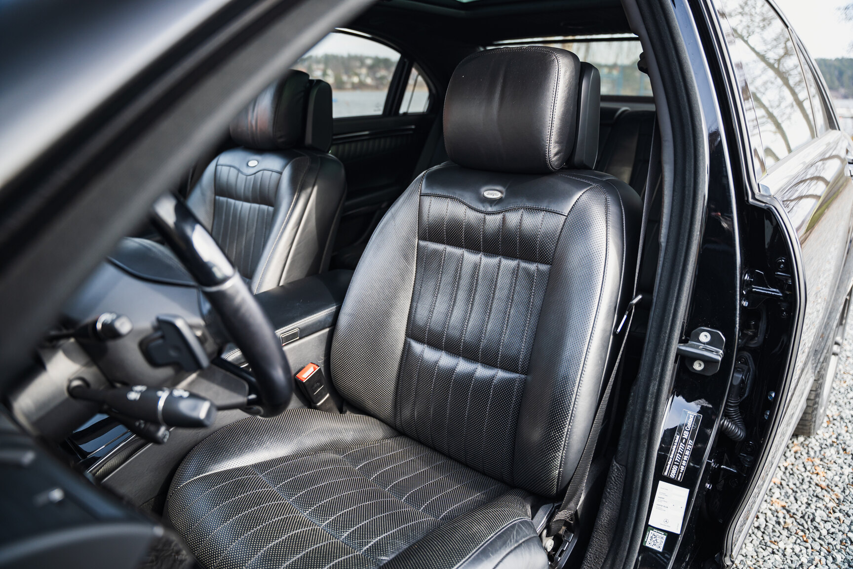 Interior image of 2011 Mercedes-Benz S600