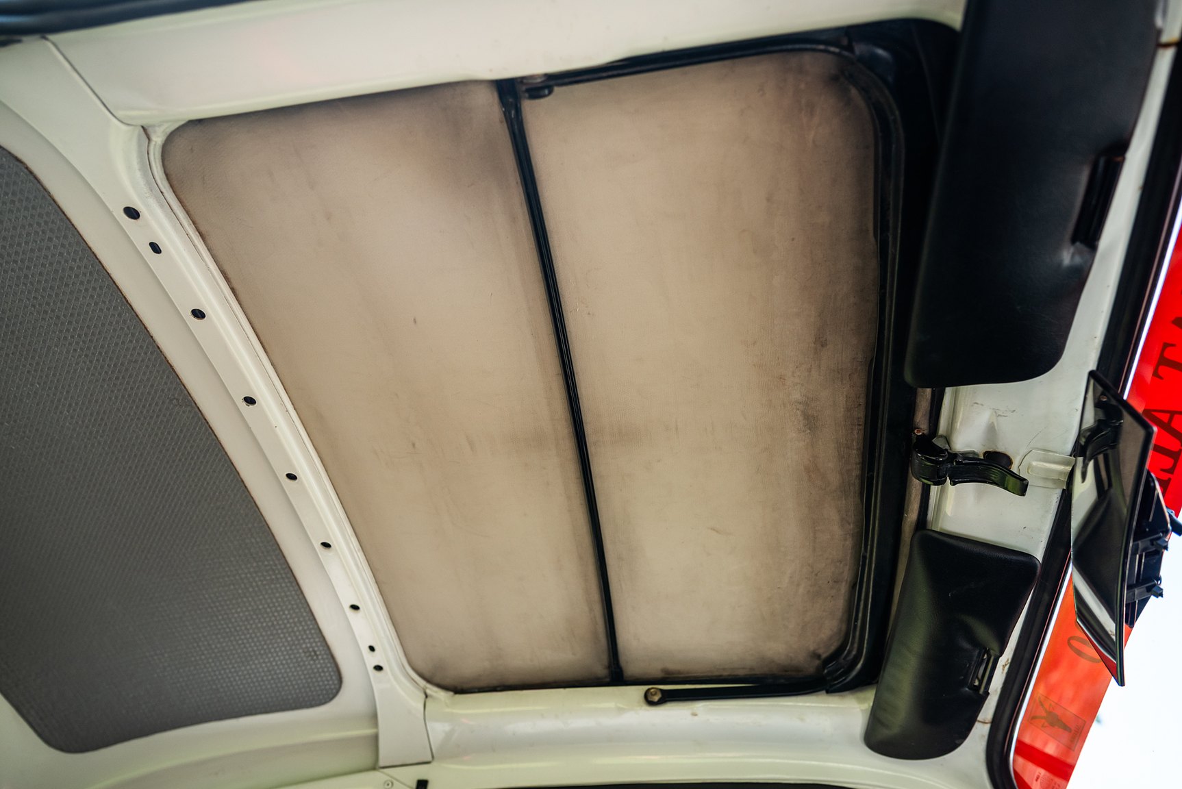 Interior image of 1971 FIAT 500 "Superiore"