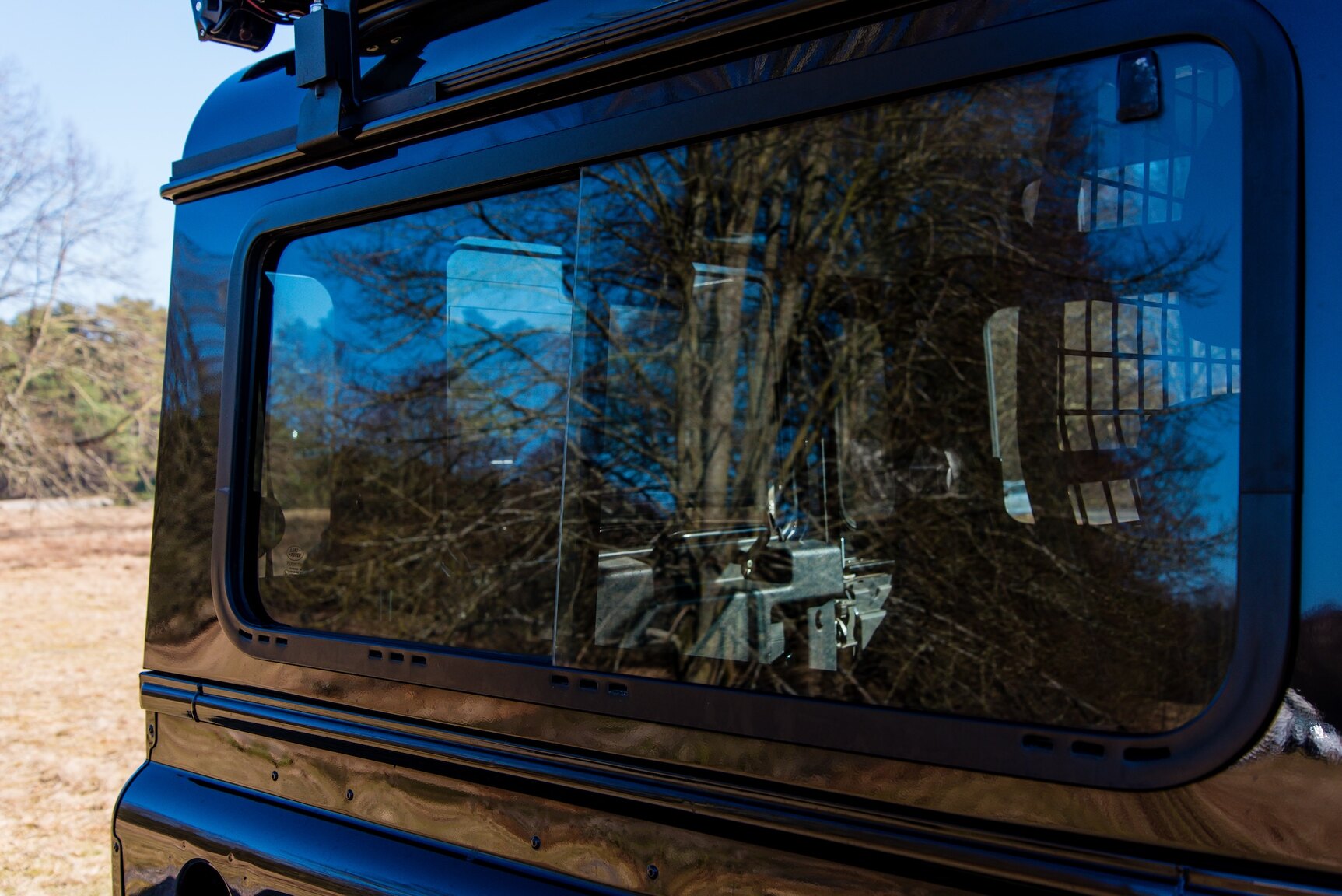 Exterior image of 2009 Land Rover Defender 90 2.4 TD4 4x4