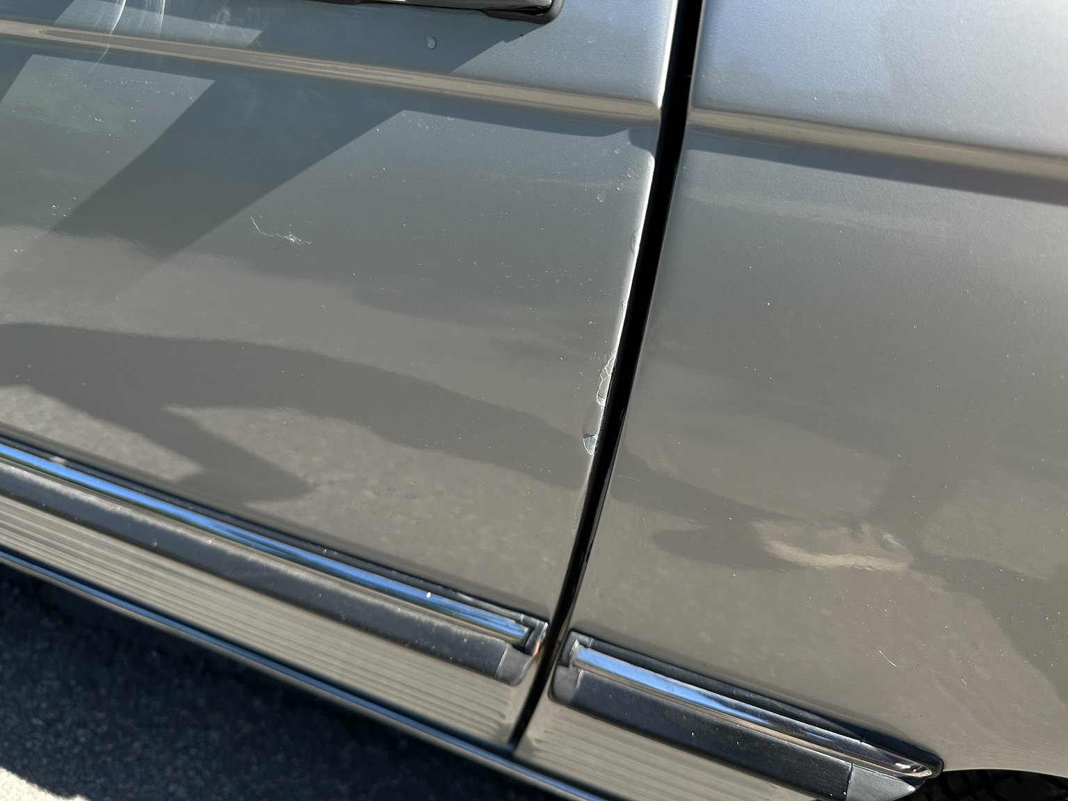 Exteriörbild på 1972 Mercedes-Benz 350 SL