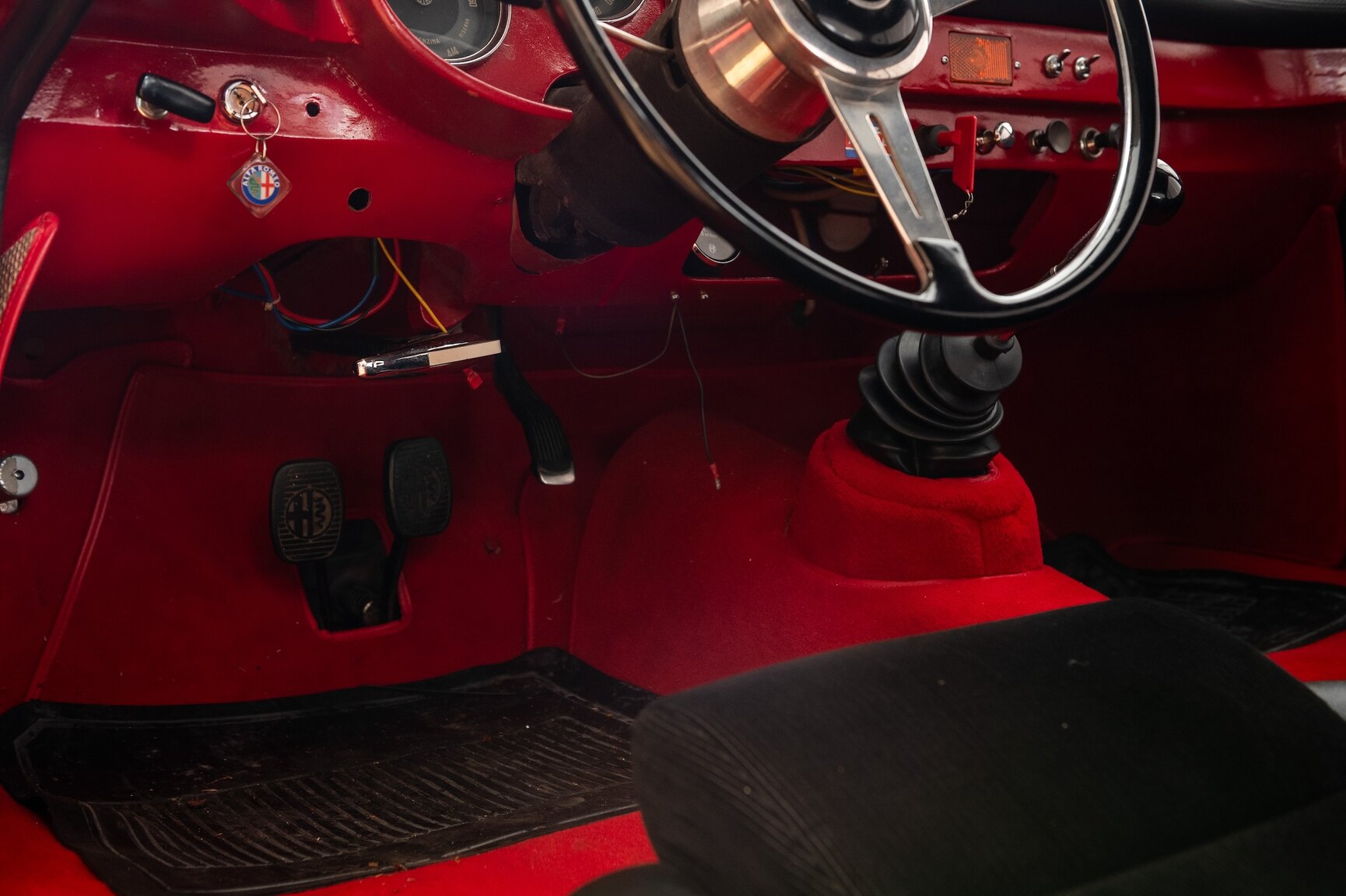Innenraumfoto von 1962 Alfa Romeo Giulietta 1300 SS