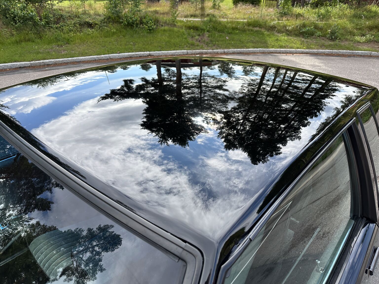 Exterior image of 1987 Buick Grand National "GNX" (35)