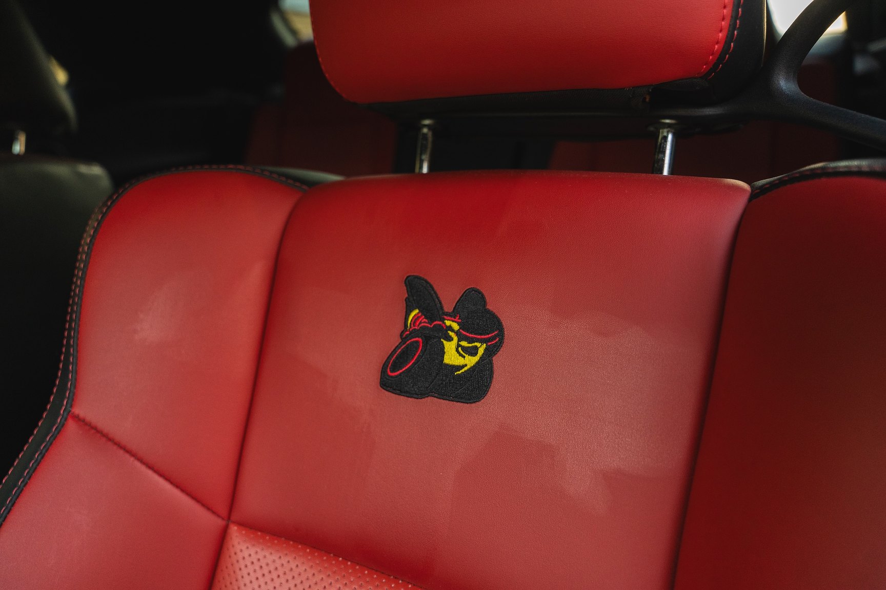 Interior image of 2018 Dodge Challenger R/T 392