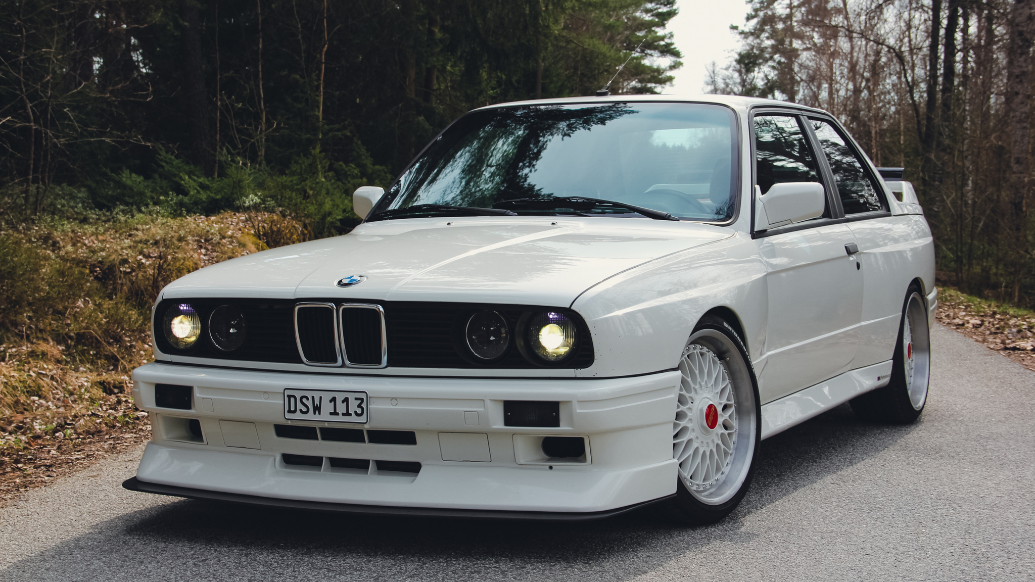 Exteriörbild på 1990 BMW E30 M3