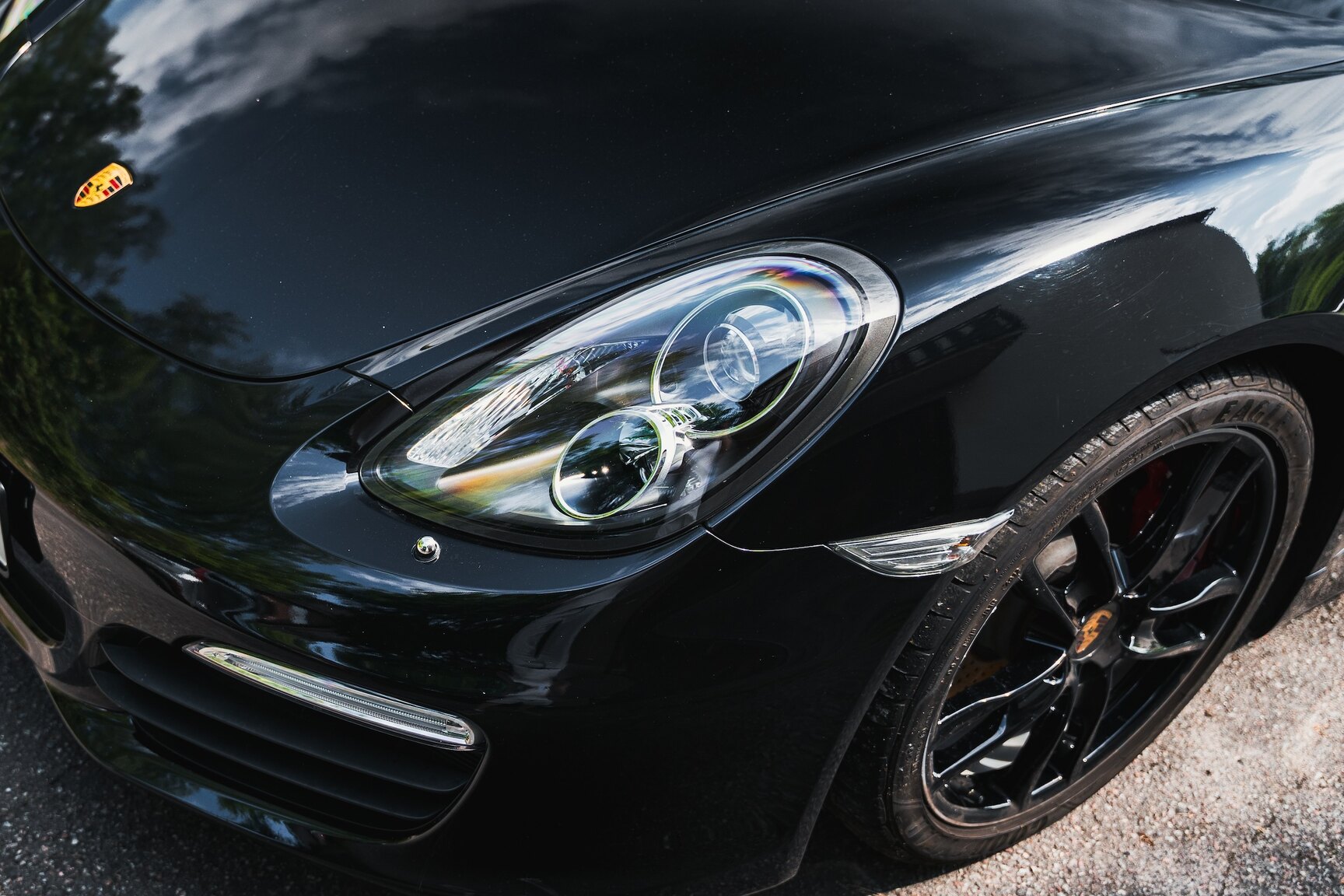 Exterior image of 2013 Porsche Boxster S (20)