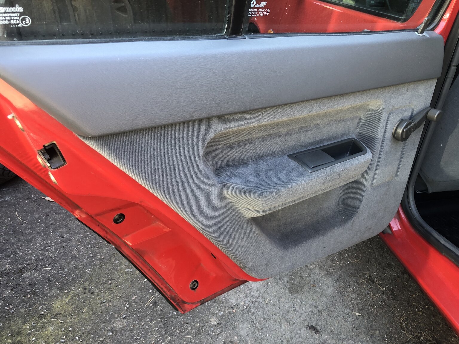 Innenraumfoto von 1990 Renault 5 (17)