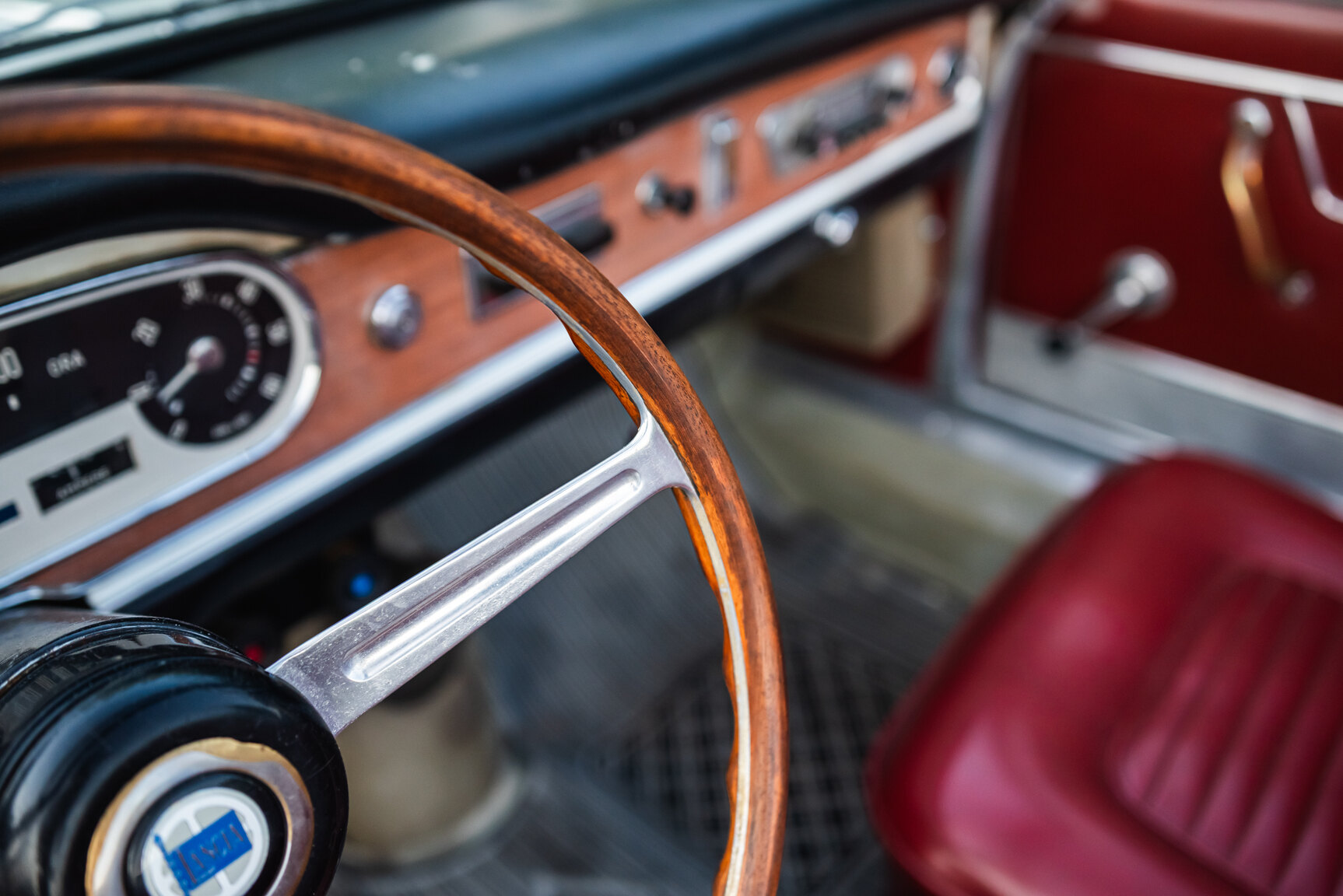 Interior image of 1964 Lancia Flavia Vignale  
