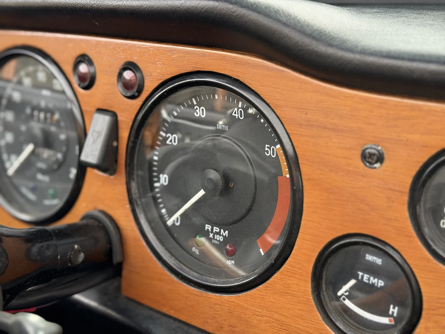 Innenraumfoto von 1970 Triumph TR6 (27)