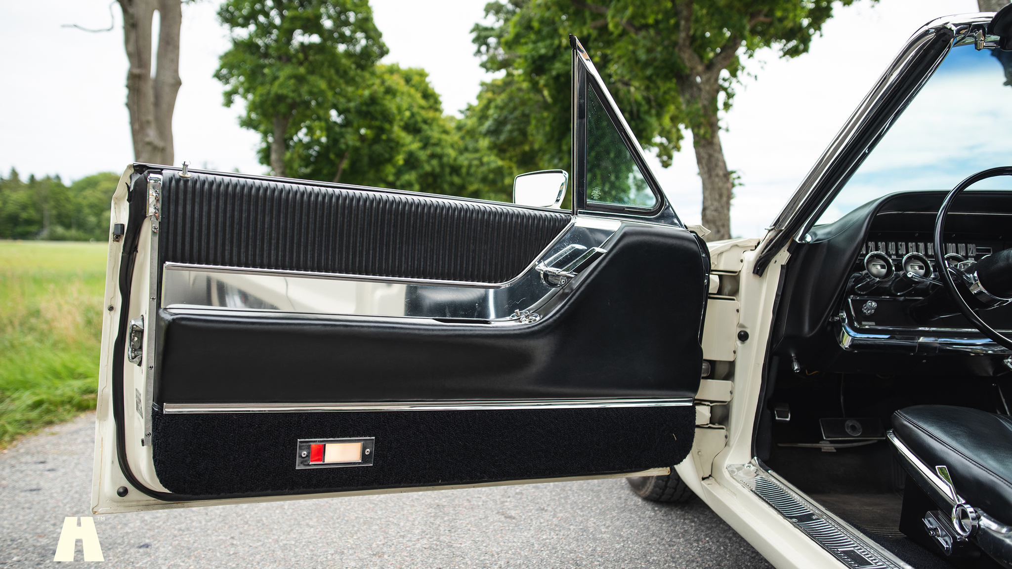 Interiörbild 1965 Ford Thunderbird (9)