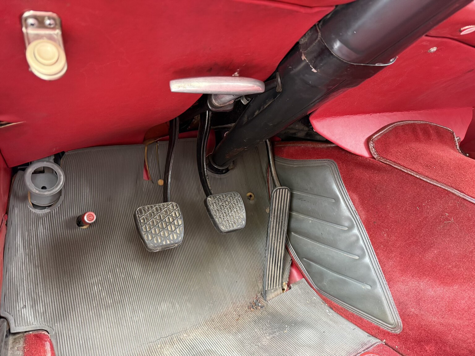 Interiörbild 1963 Mercedes-Benz 220 SE