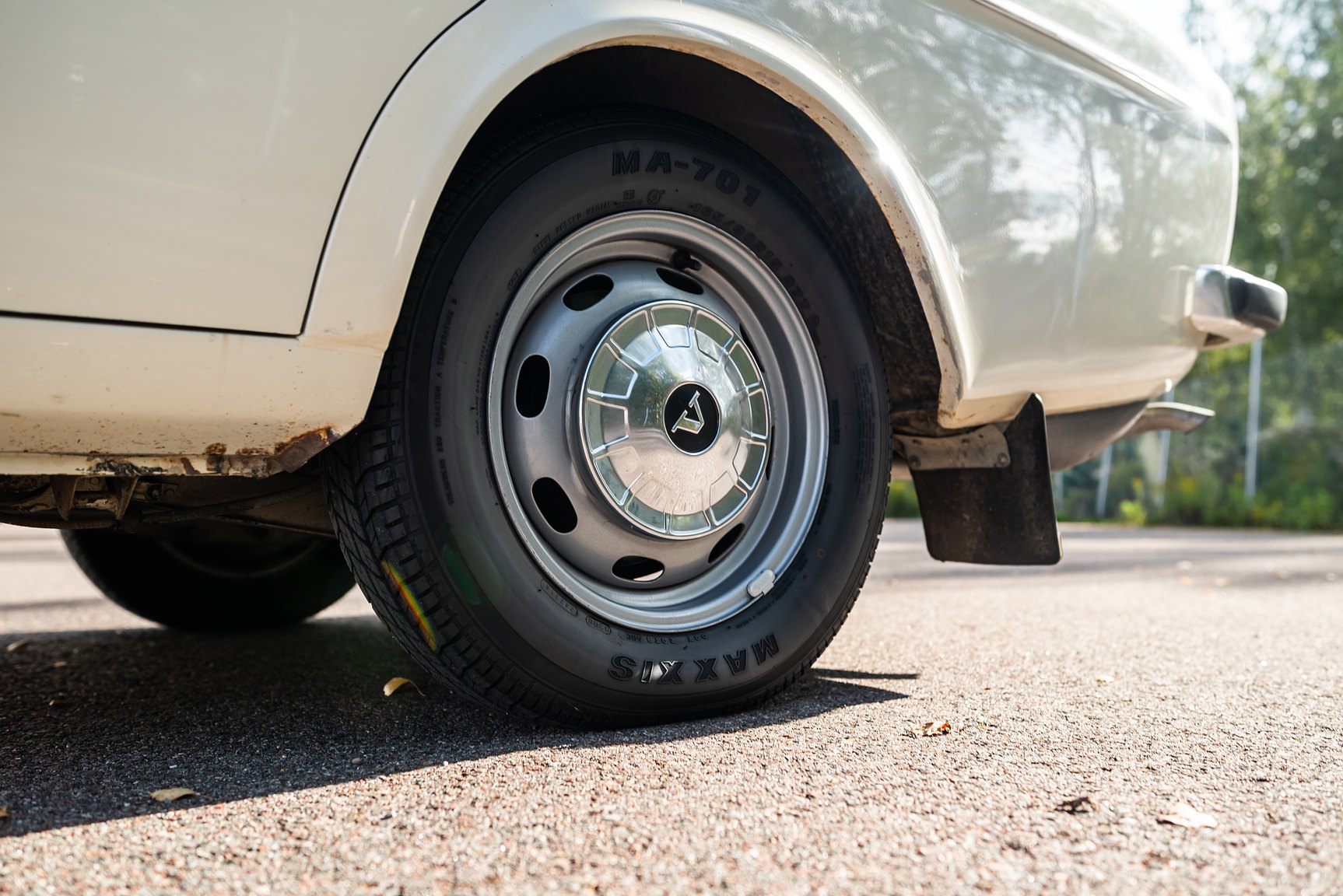 Exterior image of 1967 Volvo 144 1.8 