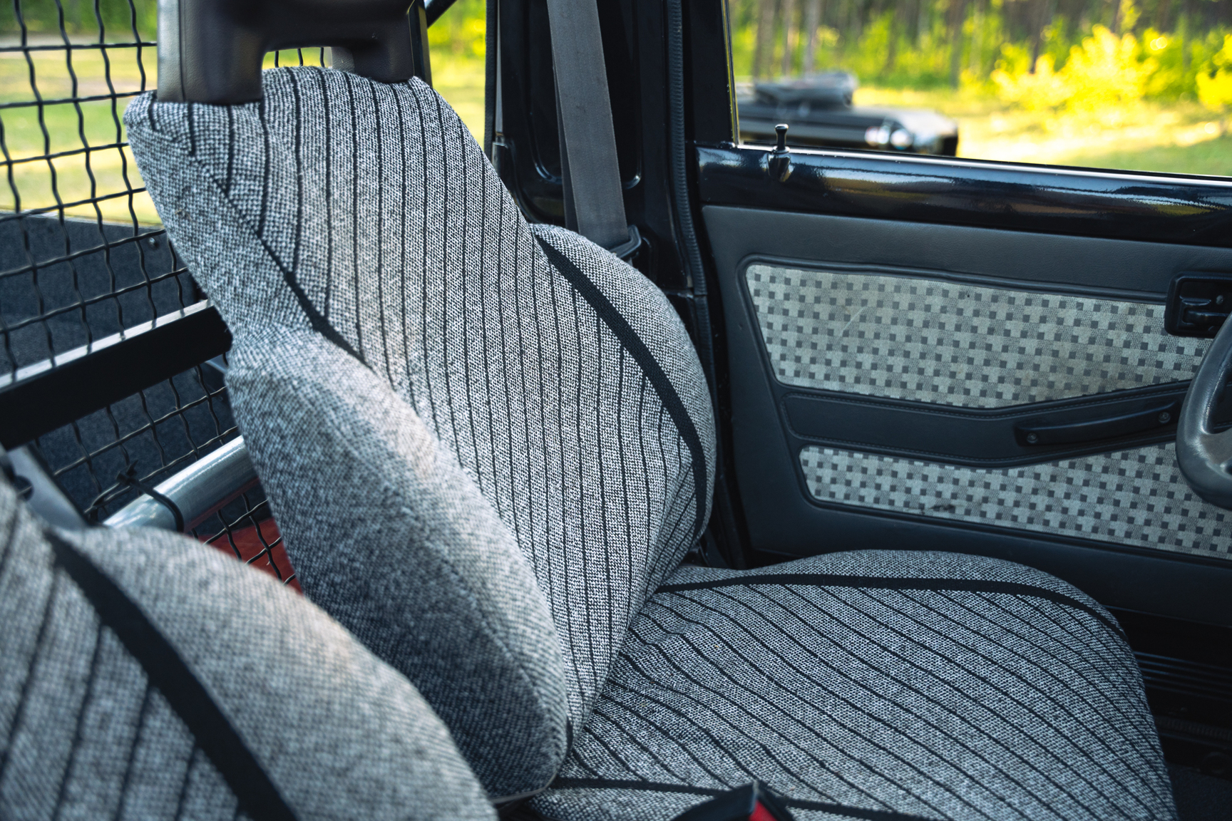 Interior image of 1987 Suzuki SJ413 long