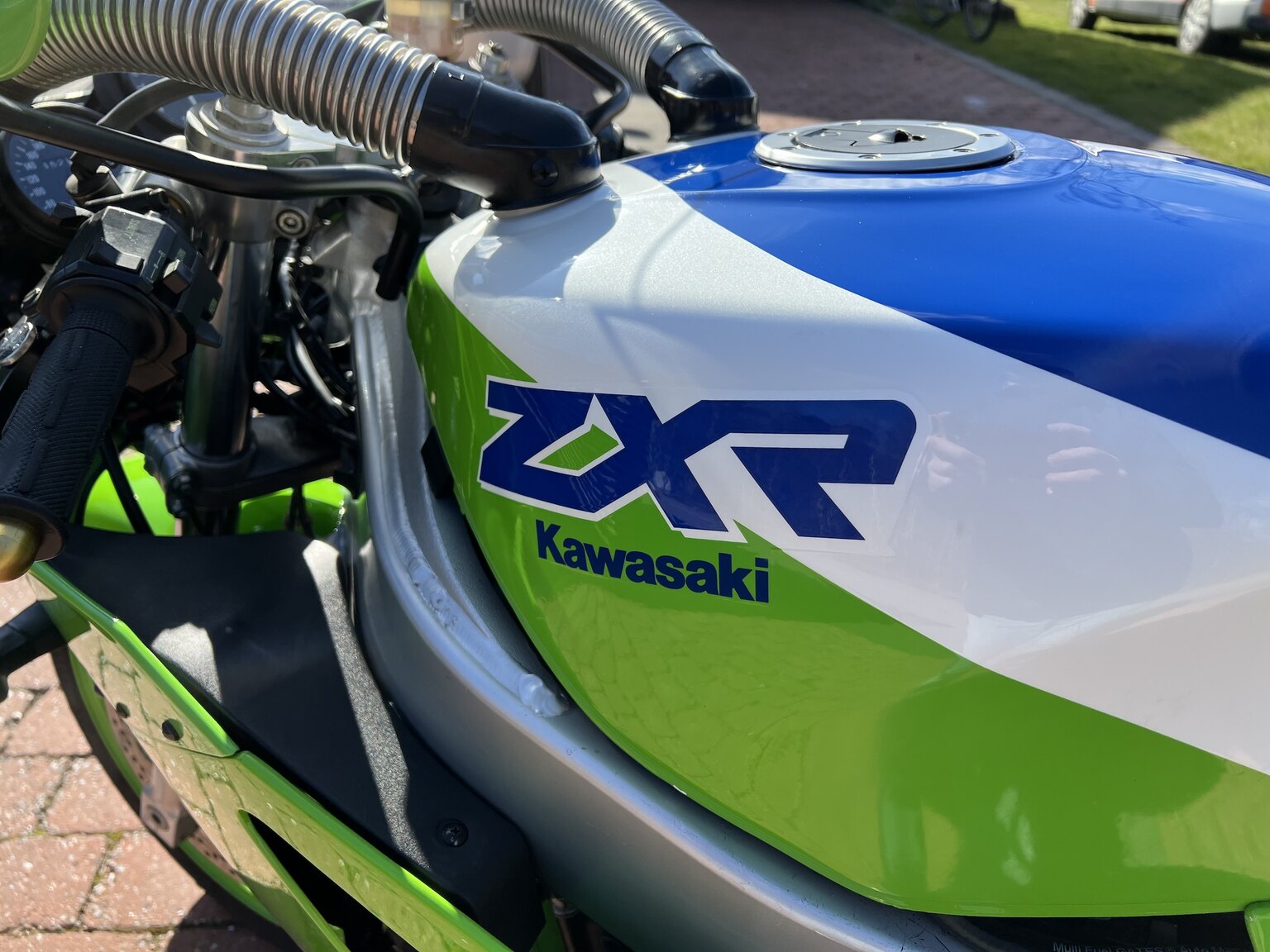 Exterior image of 1989 Kawasaki ZXR 750 H1 (34)