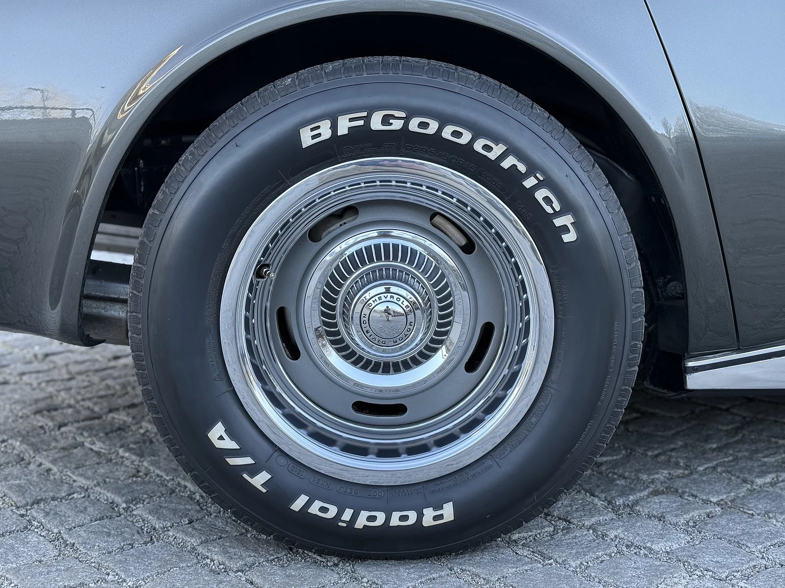 Exteriörbild på 1971 Chevrolet Corvette Stingray Special 598 cui V8 795 hk (20)