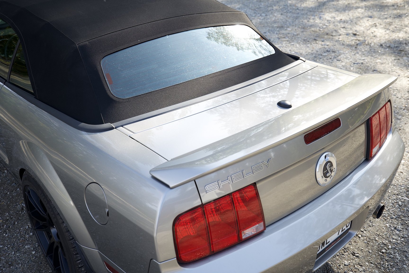 Exteriörbild på 2008 Ford Mustang Shelby GT500 Convertible Manuell