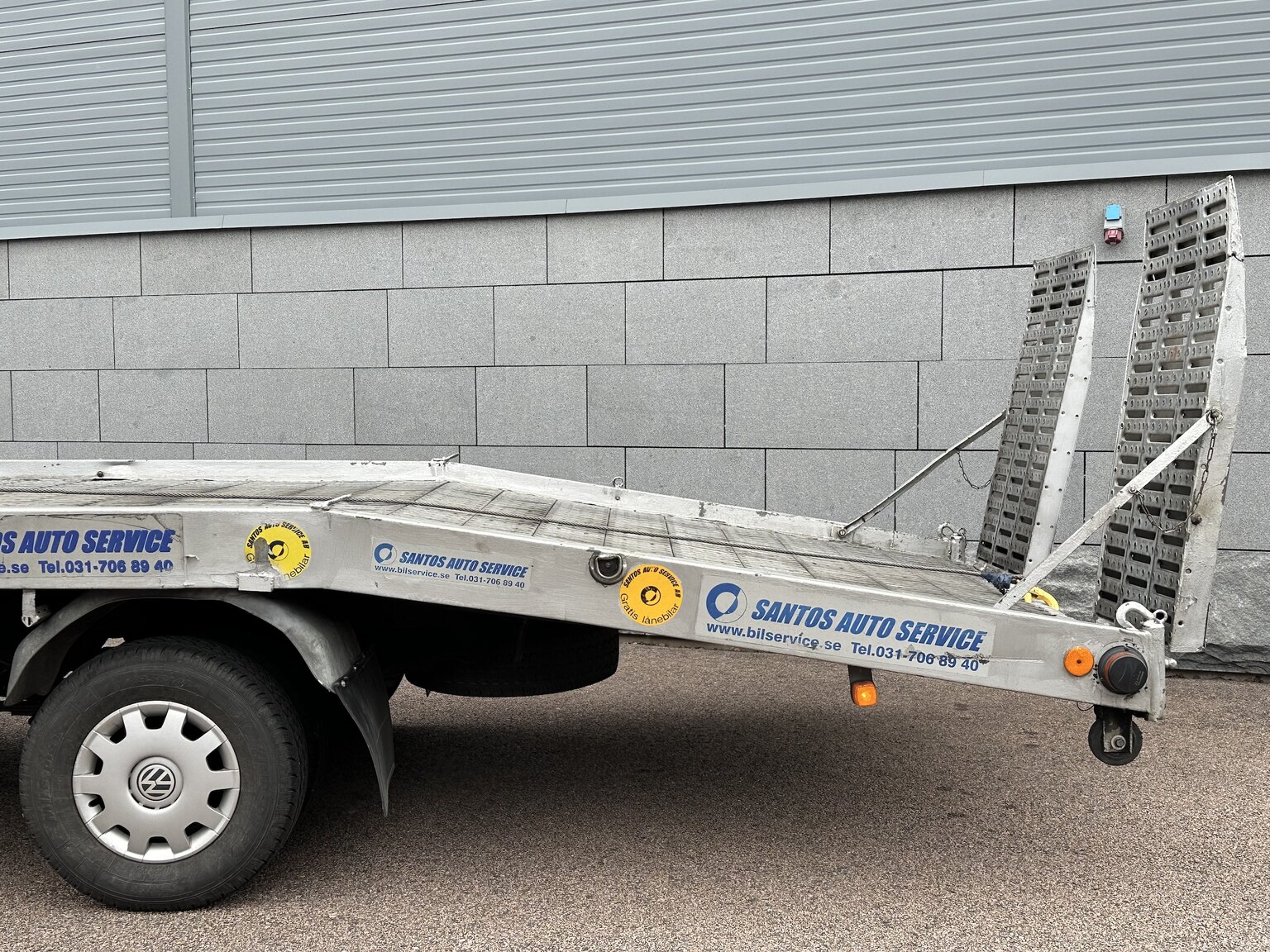 Exteriörbild på 1981 Volkswagen LT45 biltransport (15)