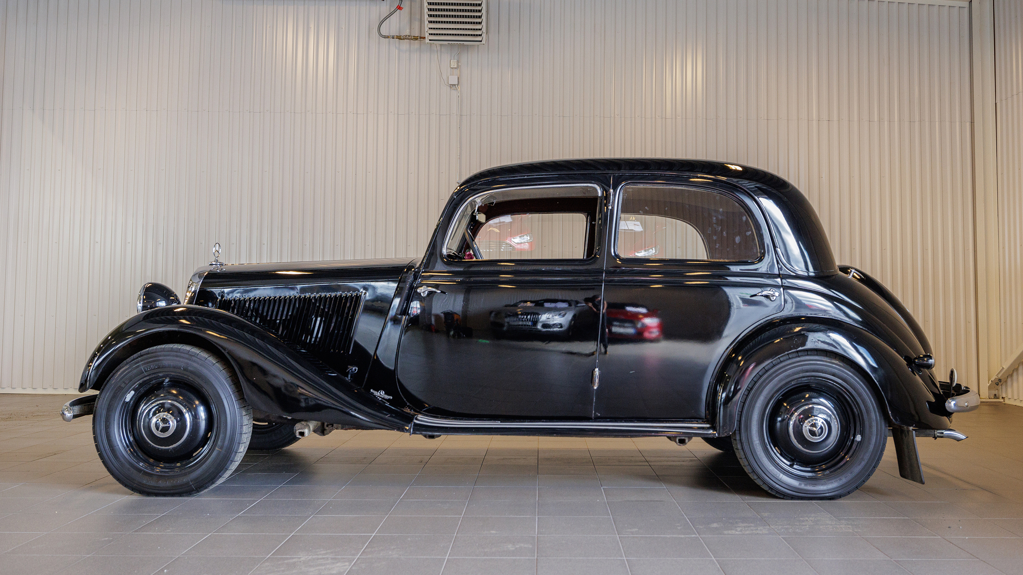 Exteriörbild på 1950 Mercedes Benz 170 va (8)