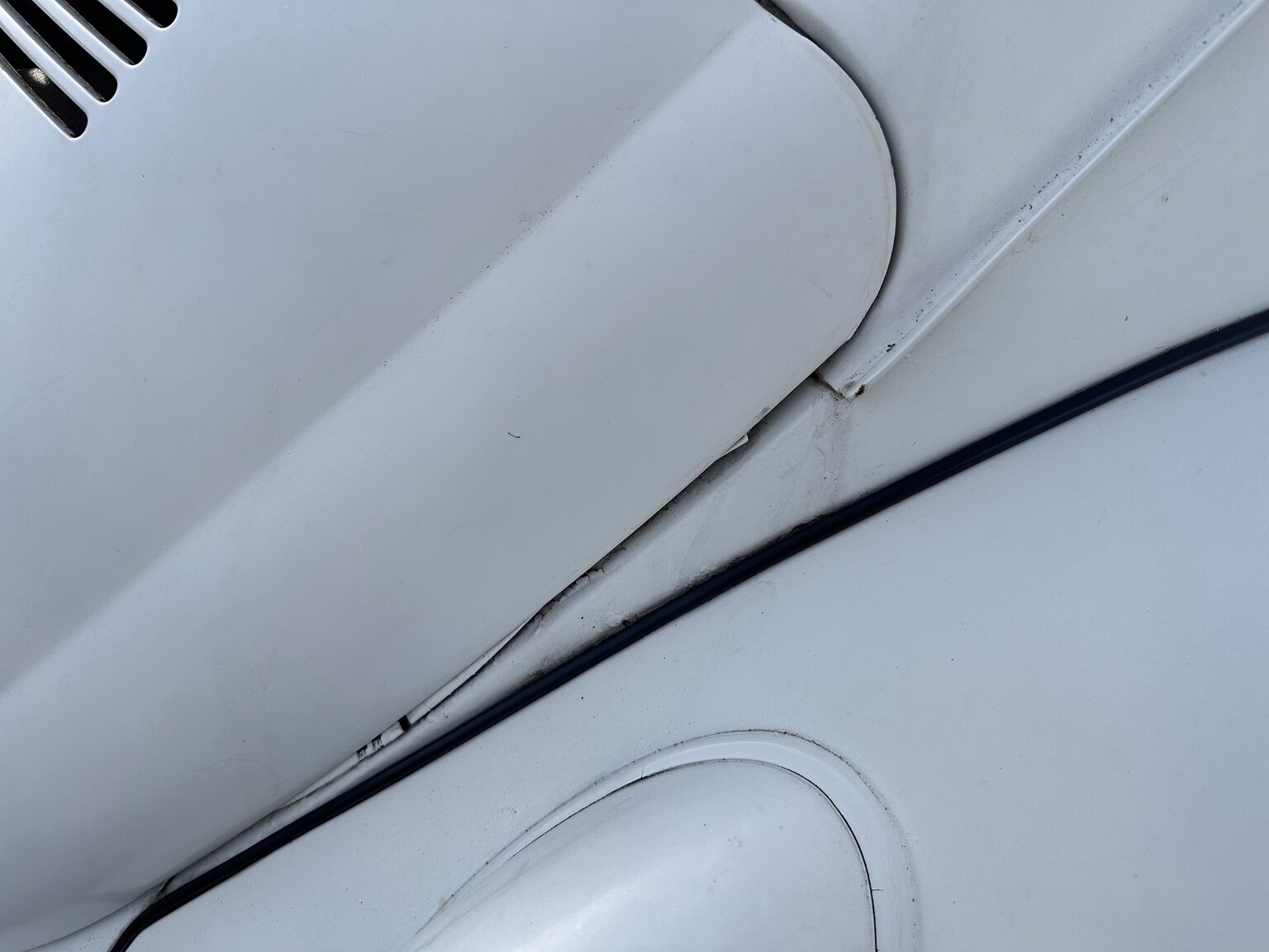 Exterior image of 1971 Volkswagen Beetle 1302 S