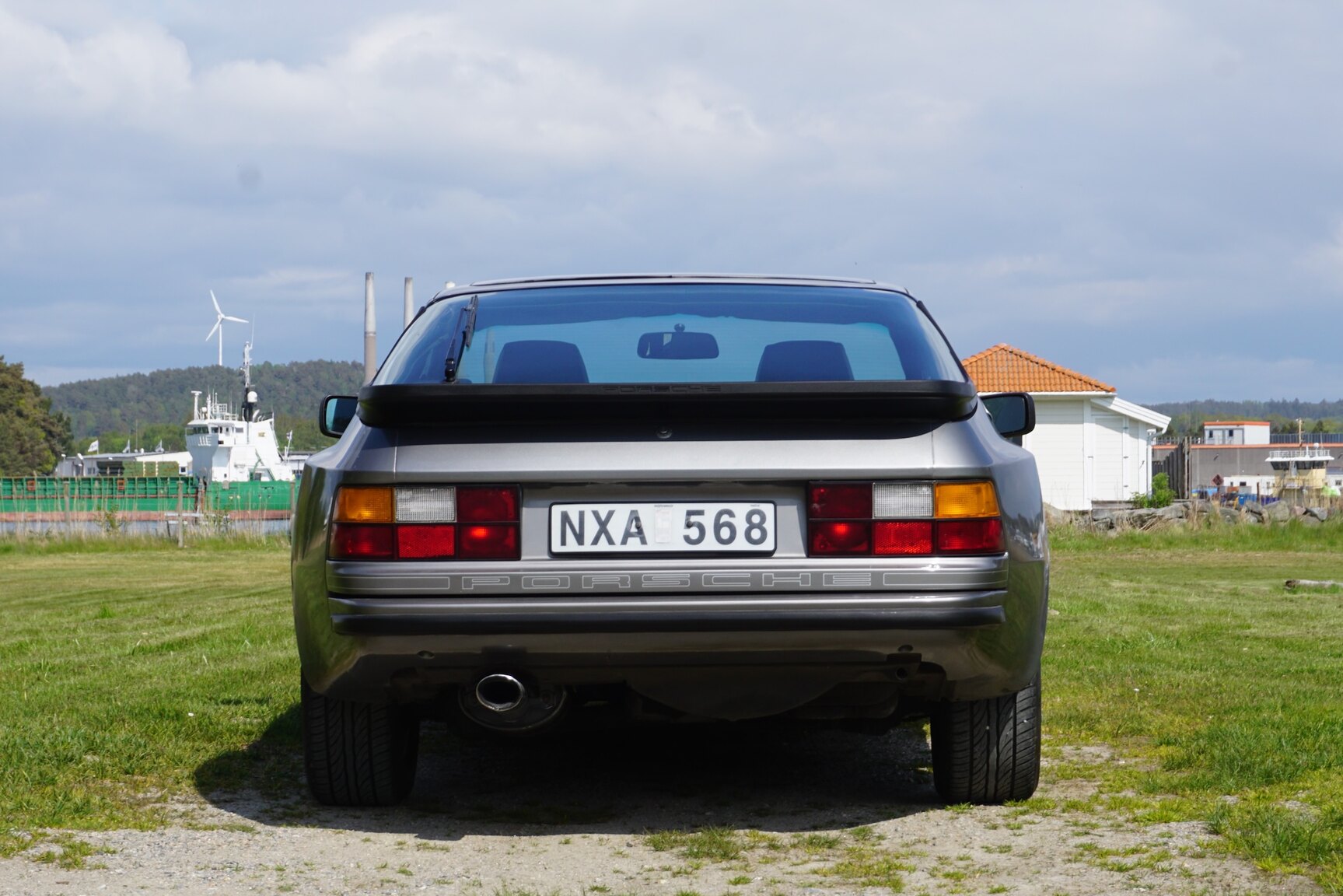 Exterior image of 1985 Porsche 944 "NO RESERVE AUCTION"