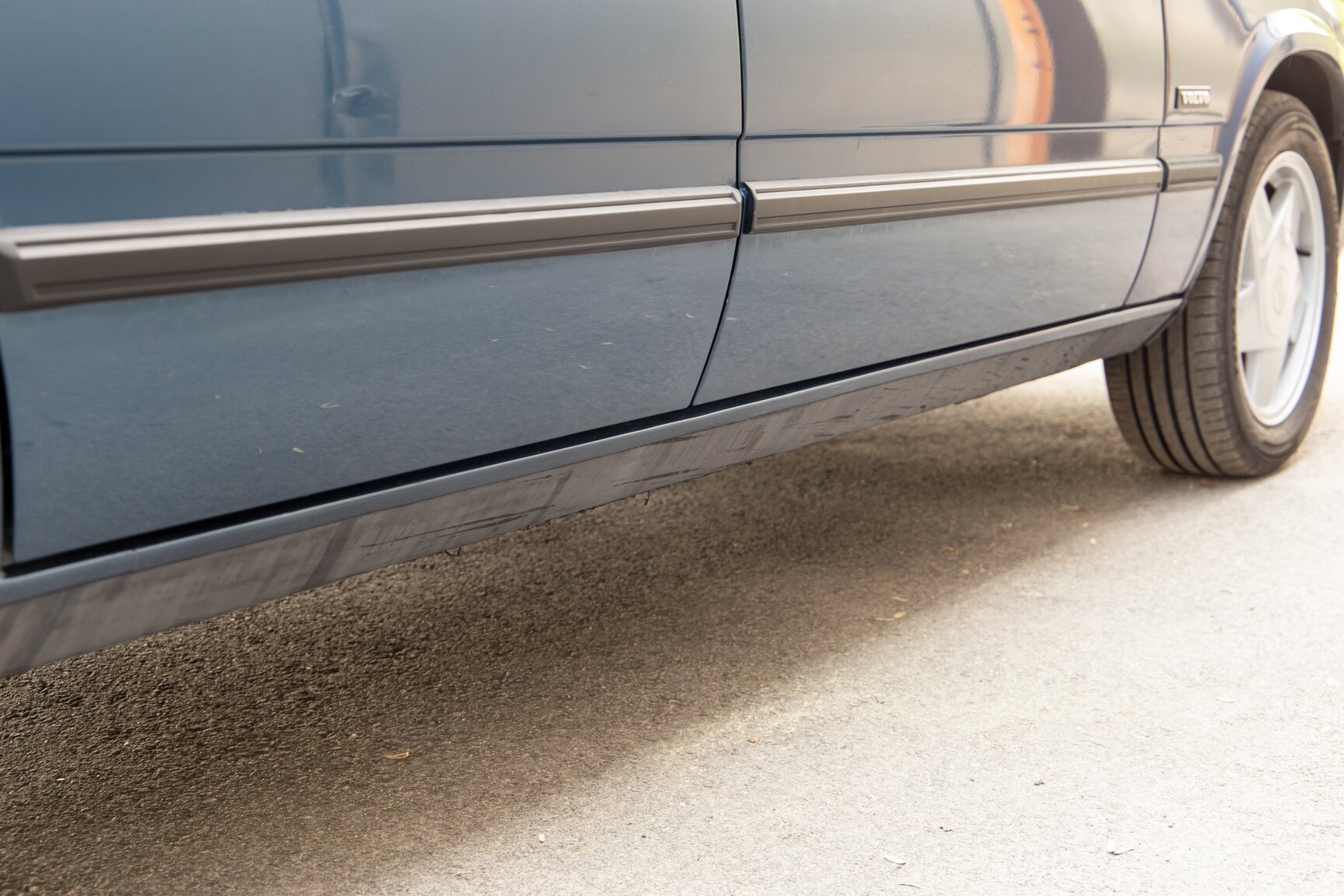 Exterior image of 1990 Volvo 745 Turbo (42)