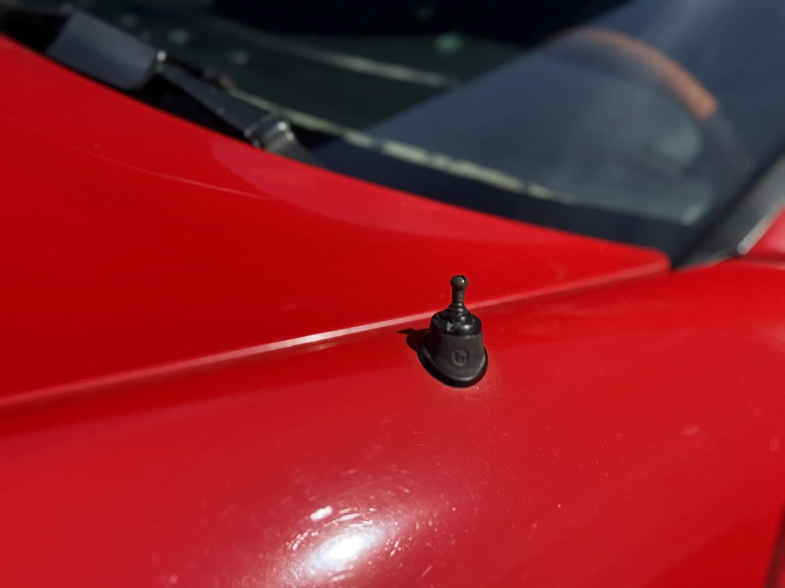 Exteriörbild på 1984 Porsche 944 Targa (38)