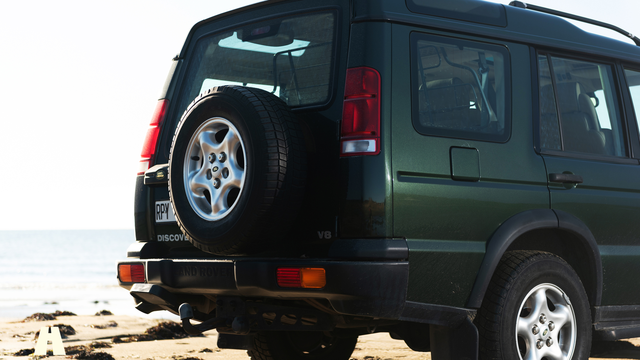 Exterior image of 1999 Land Rover Discovery 2
